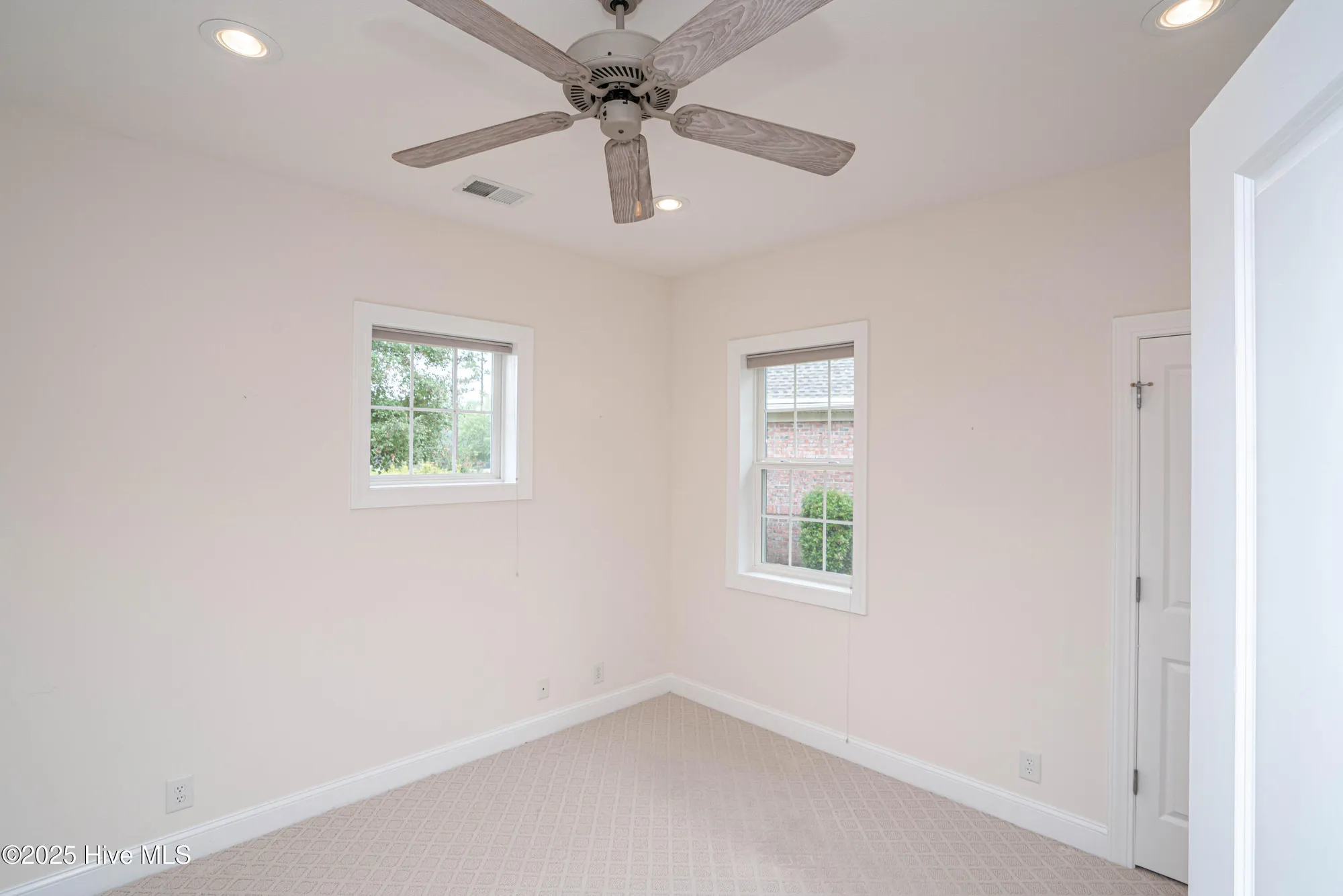 Property Slideshow image 30 of 88 | 534 avalon pl, Ocean Isle Beach, NC, 28469