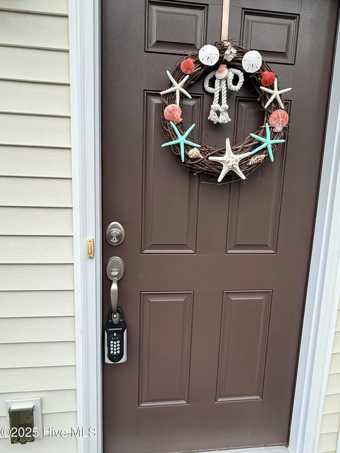 Property Slideshow image 9 of 68 | 152 freeboard ln # 806, Carolina Shores, NC, 28467