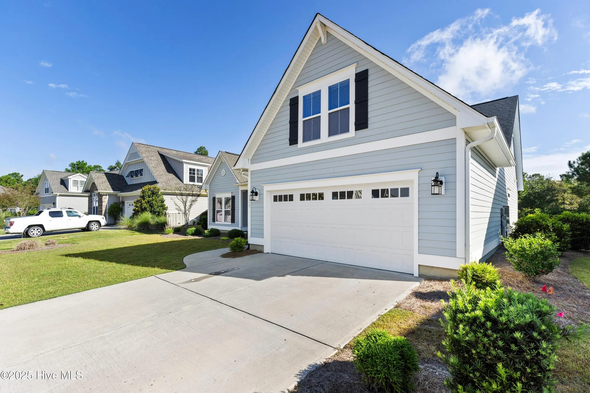 Property Slideshow image 4 of 114 | 2822 pine bloom way, Leland, NC, 28451