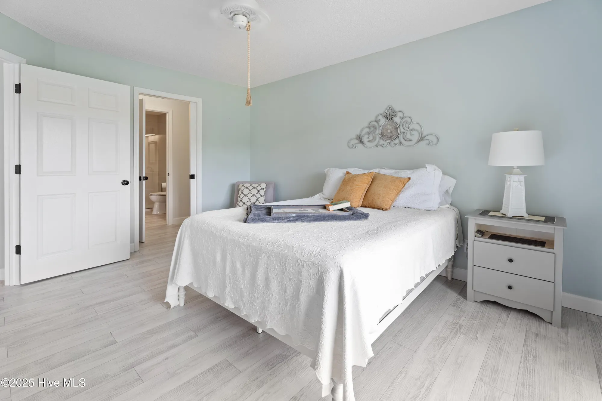 Property Slideshow image 16 of 32 | 3350 club villa dr 806, Southport, NC, 28461