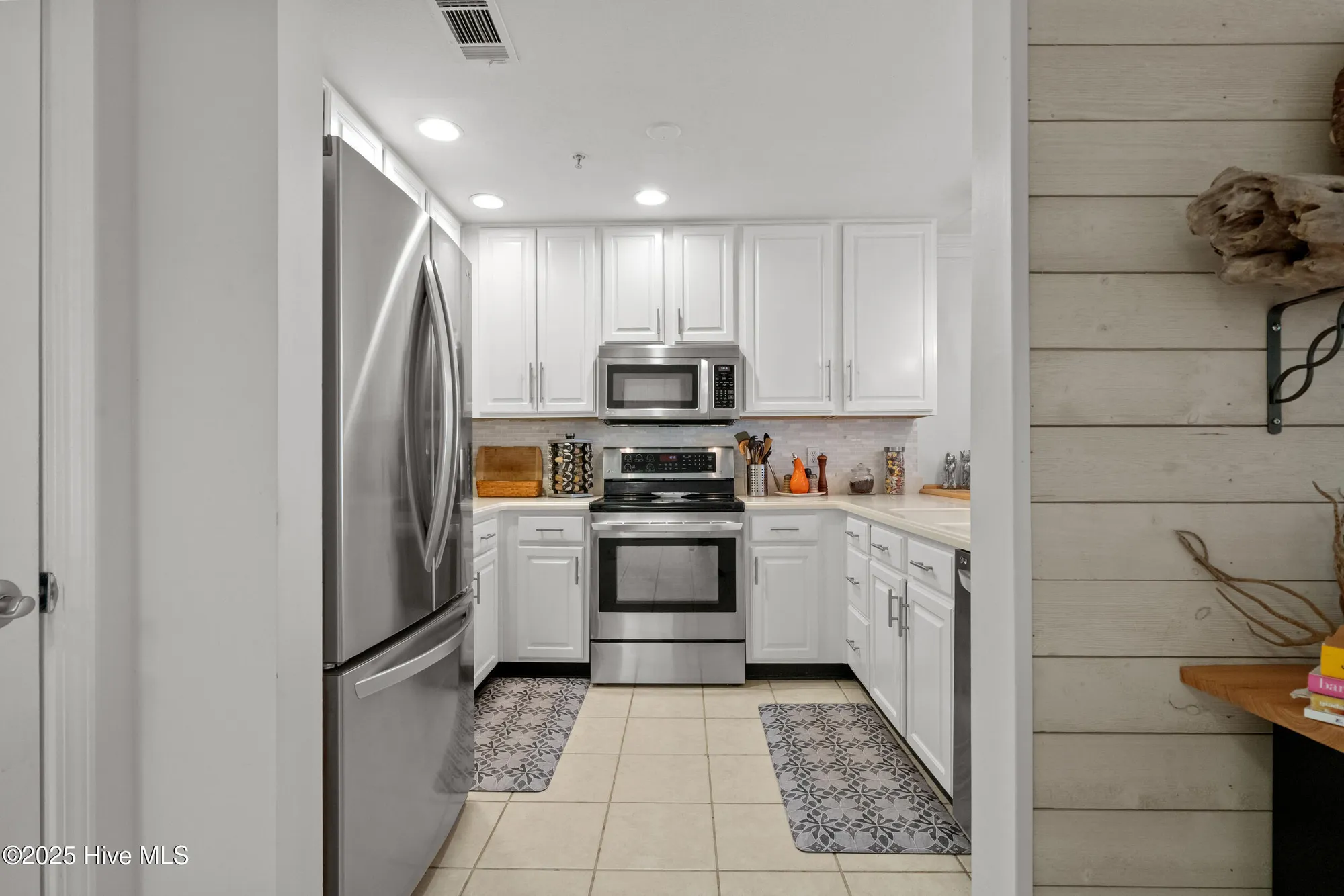 Property Slideshow image 9 of 54 | 250 s crow creek dr 21, Calabash, NC, 28467