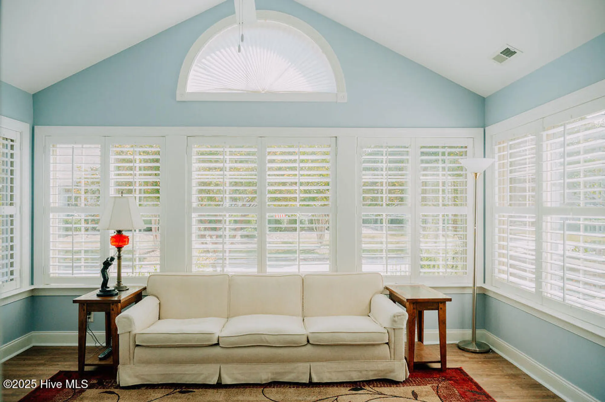 Property Slideshow image 14 of 54 | 123 w chelsea ct, Southern Pines, NC, 28387