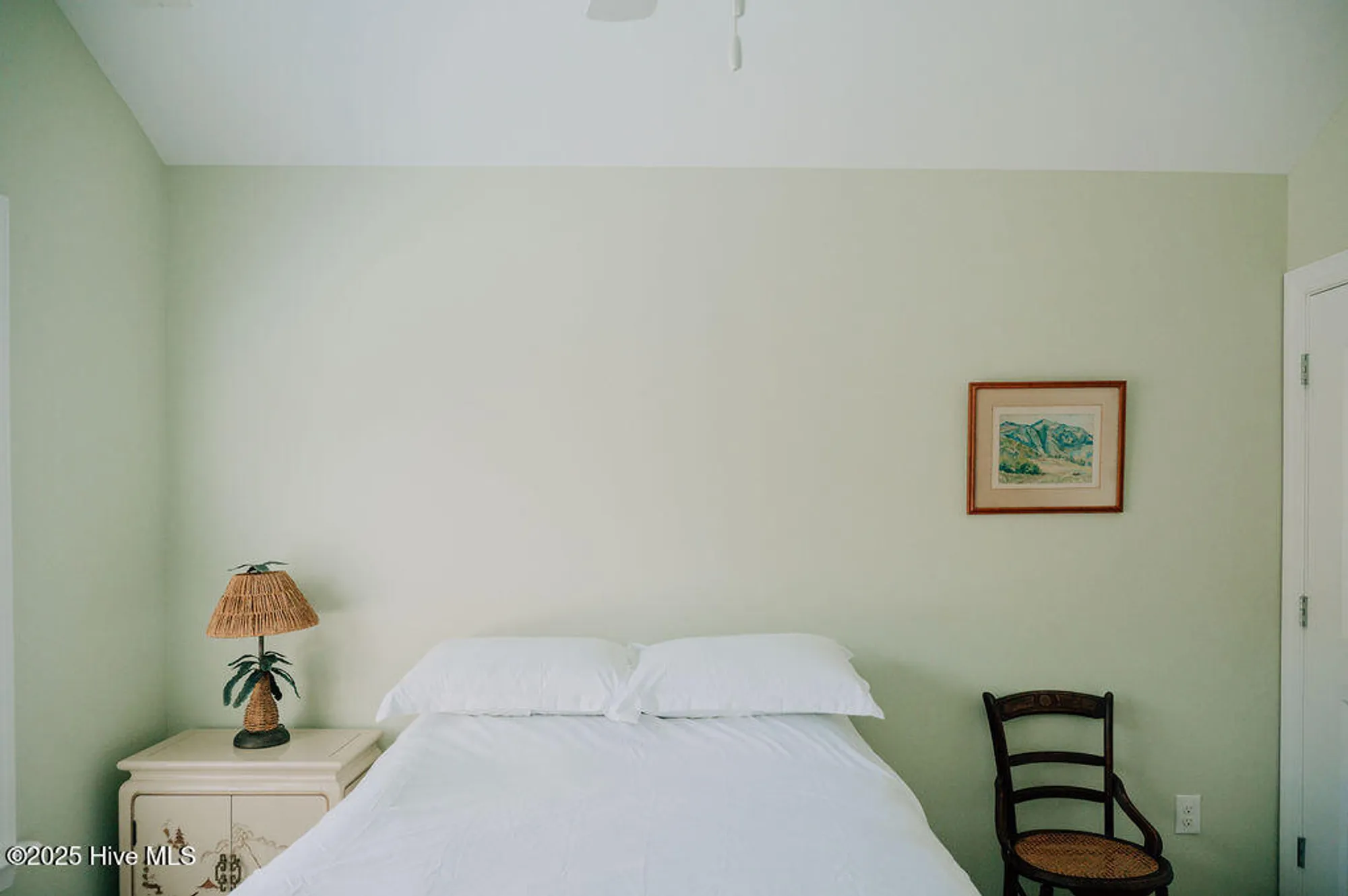 Property Slideshow image 29 of 54 | 123 w chelsea ct, Southern Pines, NC, 28387