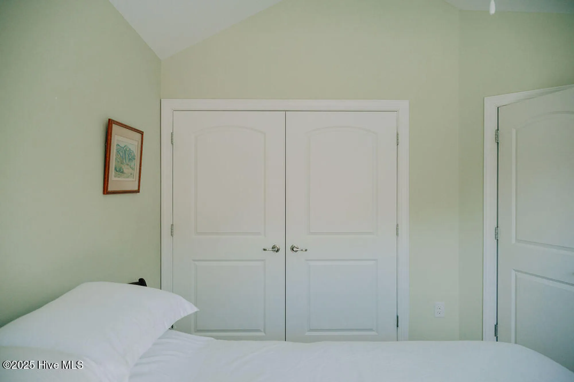 Property Slideshow image 31 of 54 | 123 w chelsea ct, Southern Pines, NC, 28387