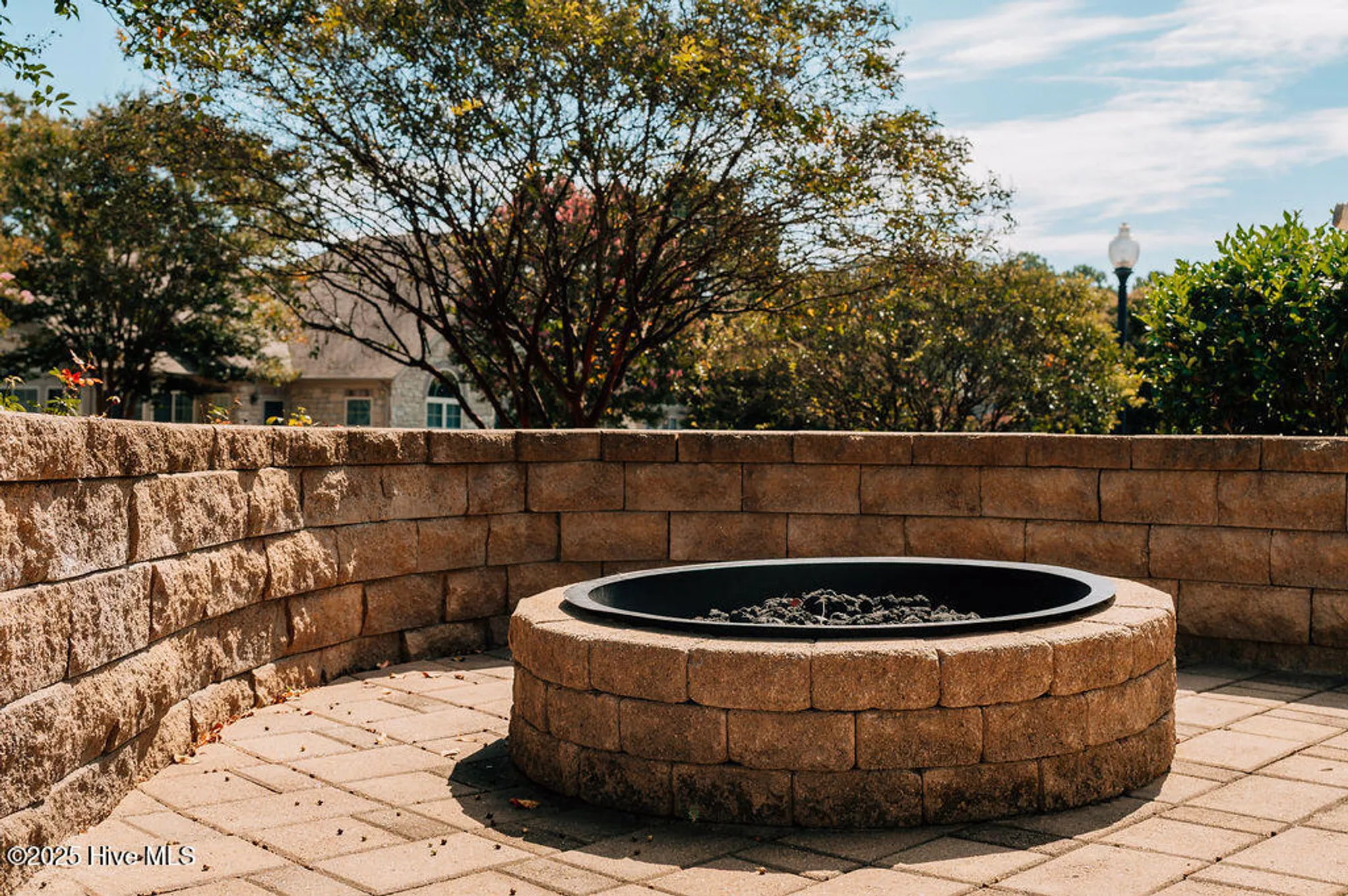 Property Slideshow image 8 of 54 | 123 w chelsea ct, Southern Pines, NC, 28387