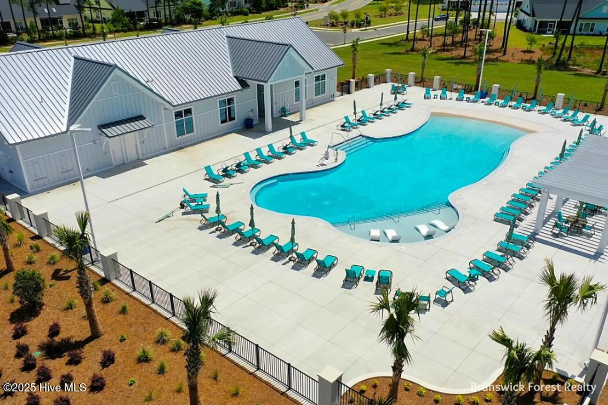 Property Slideshow image 7 of 12 | 6020 calvada cir, Leland, NC, 28451