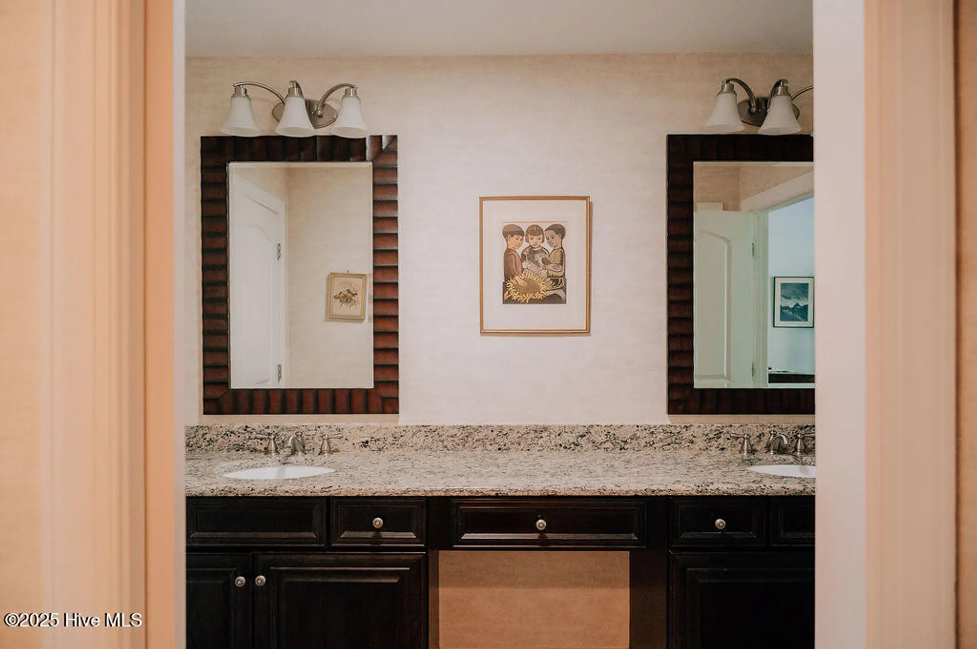 Property Slideshow image 41 of 54 | 123 w chelsea ct, Southern Pines, NC, 28387