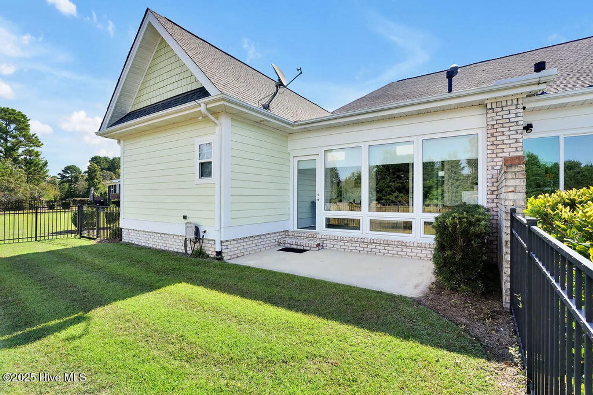 Property Slideshow image 20 of 65 | 2089 simmerman way, Leland, NC, 28451