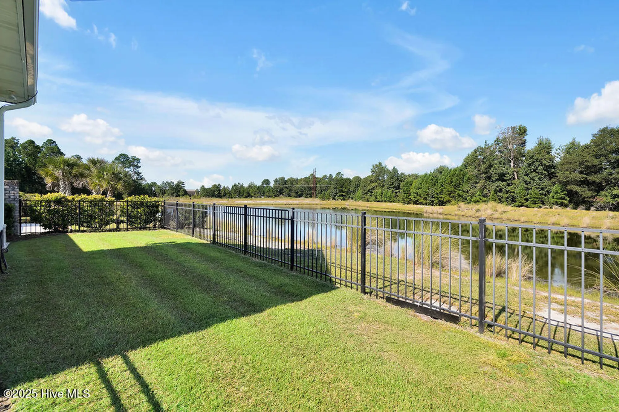 Property Slideshow image 22 of 65 | 2089 simmerman way, Leland, NC, 28451