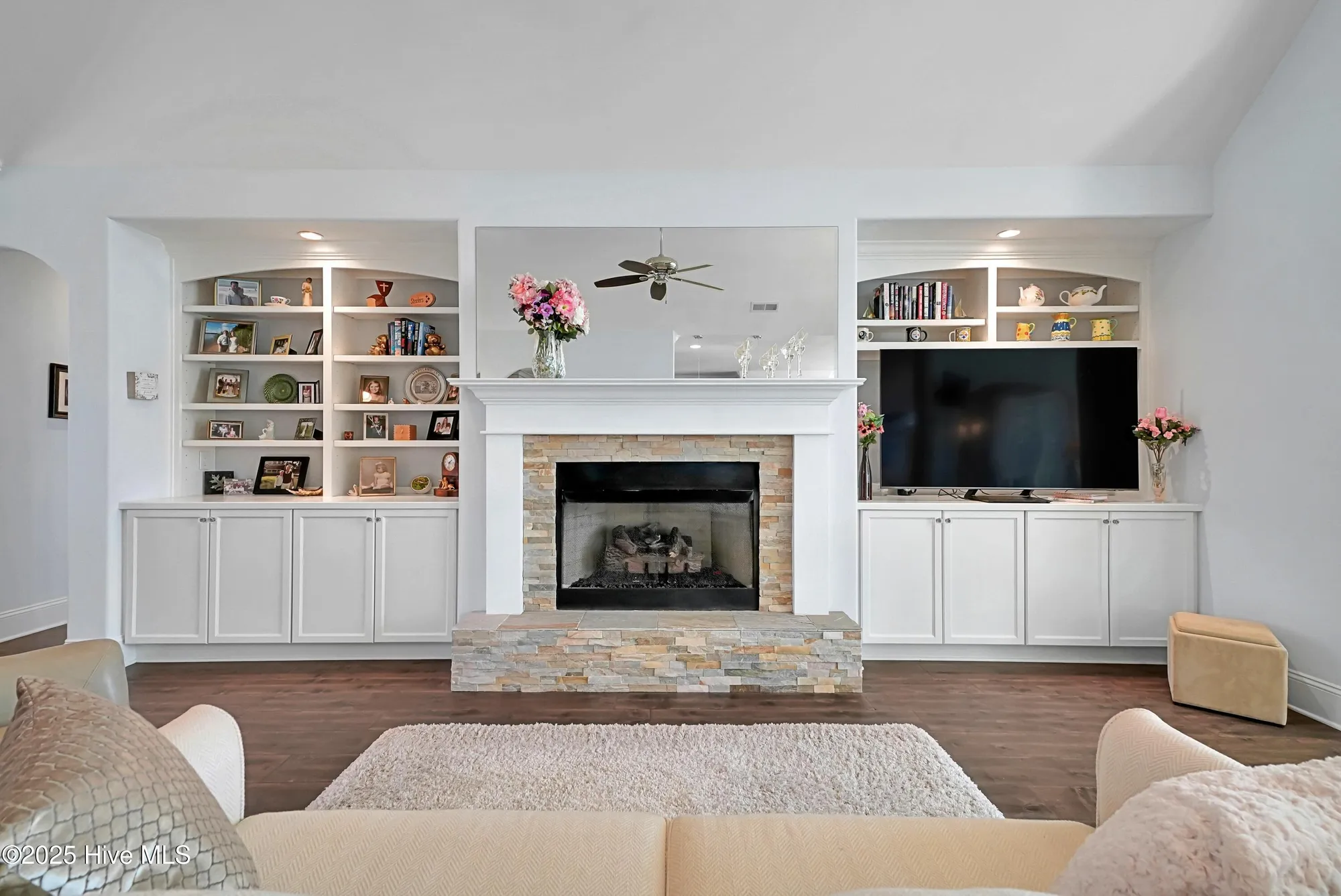 Property Slideshow image 10 of 83 | 8586 oak abbey trl, Leland, NC, 28451