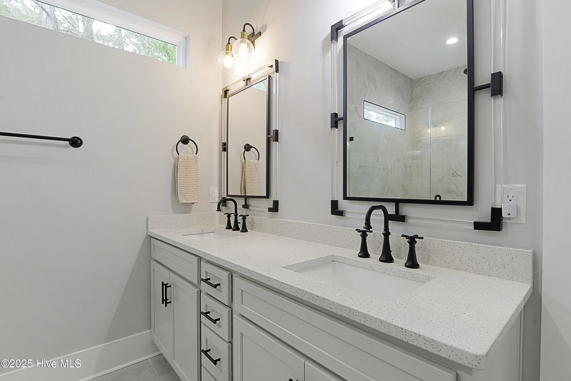 Property Slideshow image 20 of 53 | 1200 moultrie dr, Calabash, NC, 28467