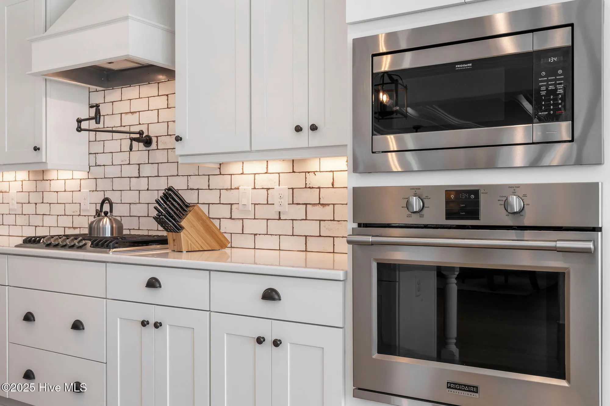 Property Slideshow image 15 of 69 | 2579 compass pointe south wynd ne, Leland, NC, 28451