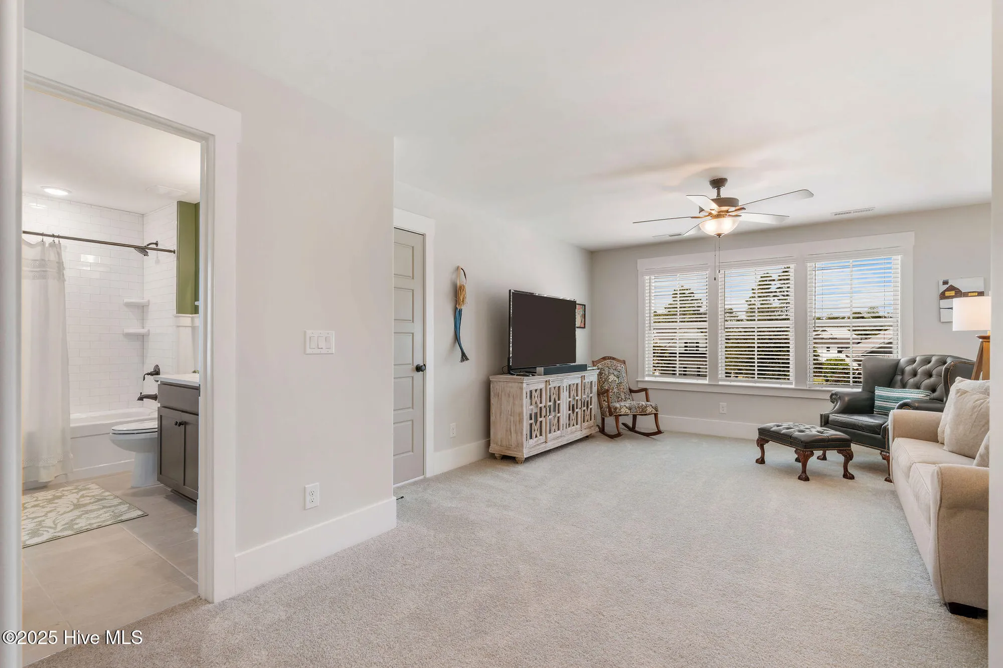 Property Slideshow image 34 of 69 | 2579 compass pointe south wynd ne, Leland, NC, 28451