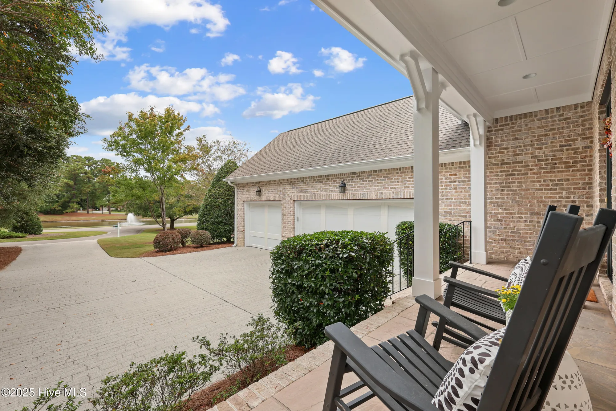 Property Slideshow image 4 of 53 | 527 windstar ln, Wilmington, NC, 28411