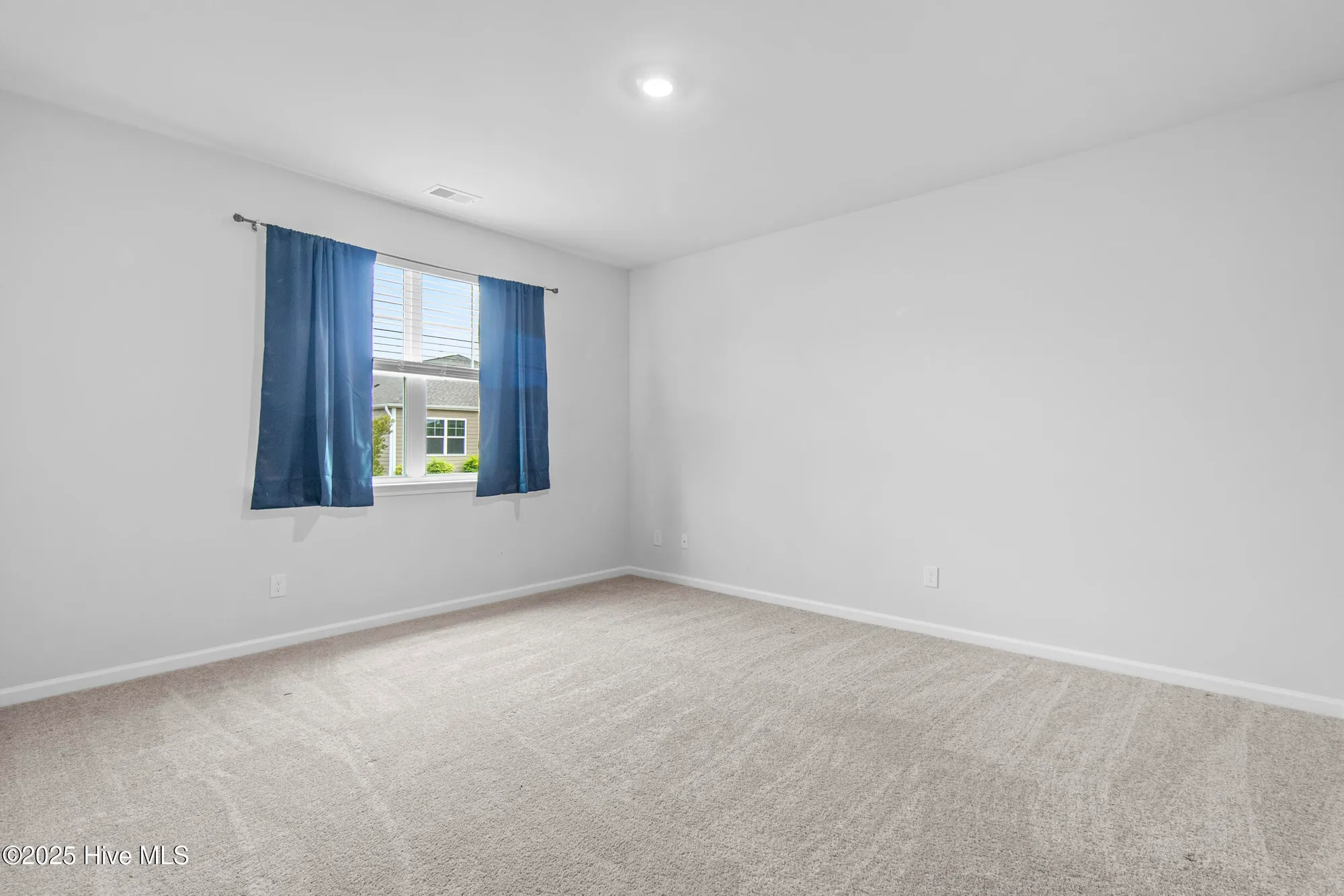 Property Slideshow image 18 of 66 | 1264 clendon cir, Leland, NC, 28451