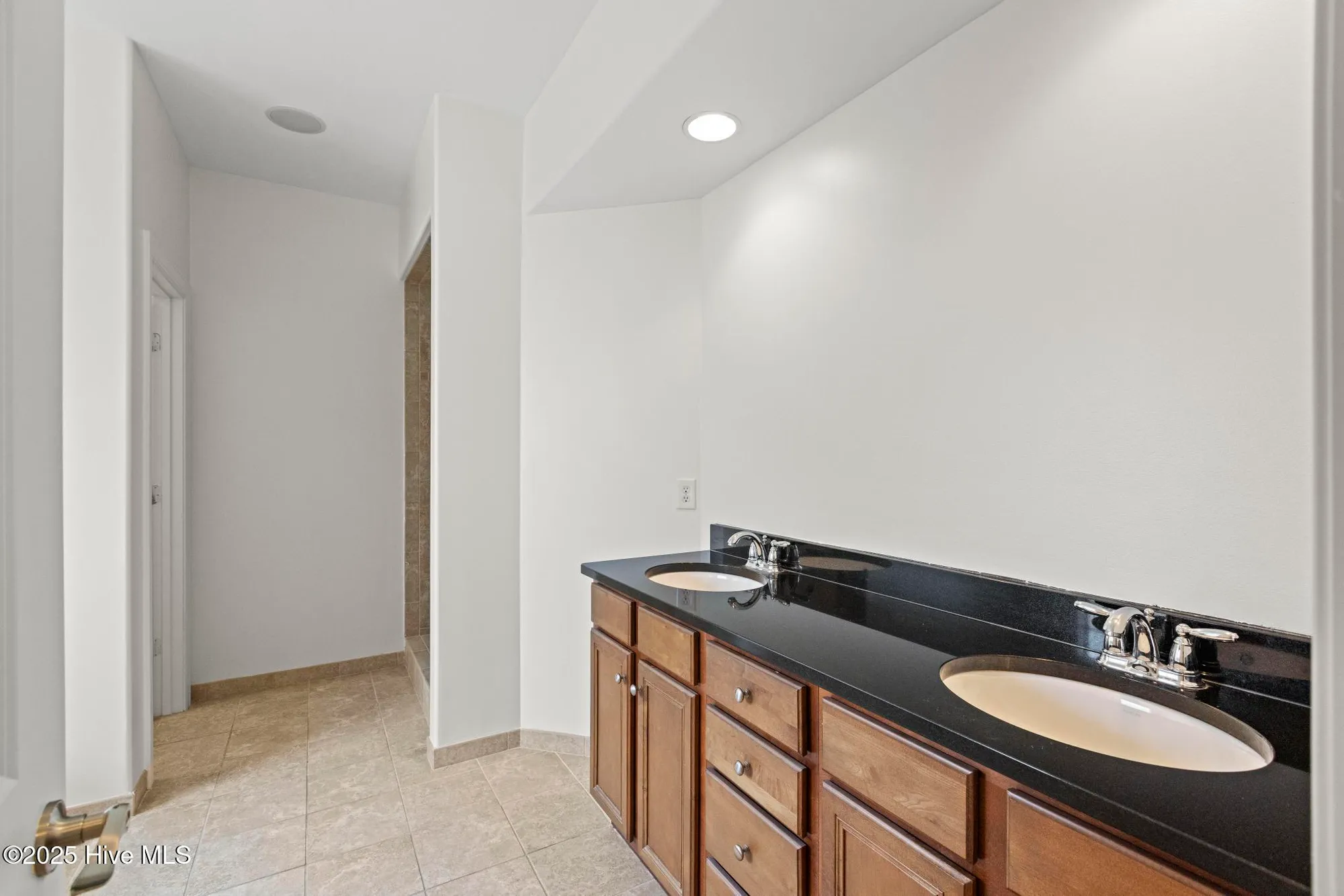 Property Slideshow image 33 of 43 | 2172 villamar dr, Leland, NC, 28451