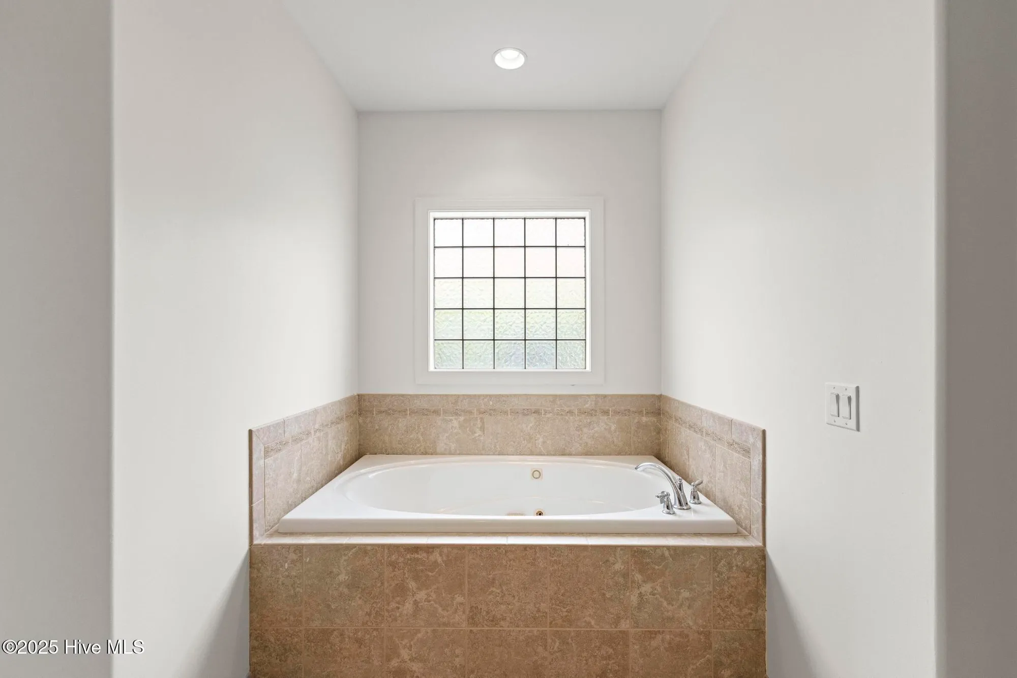 Property Slideshow image 34 of 43 | 2172 villamar dr, Leland, NC, 28451