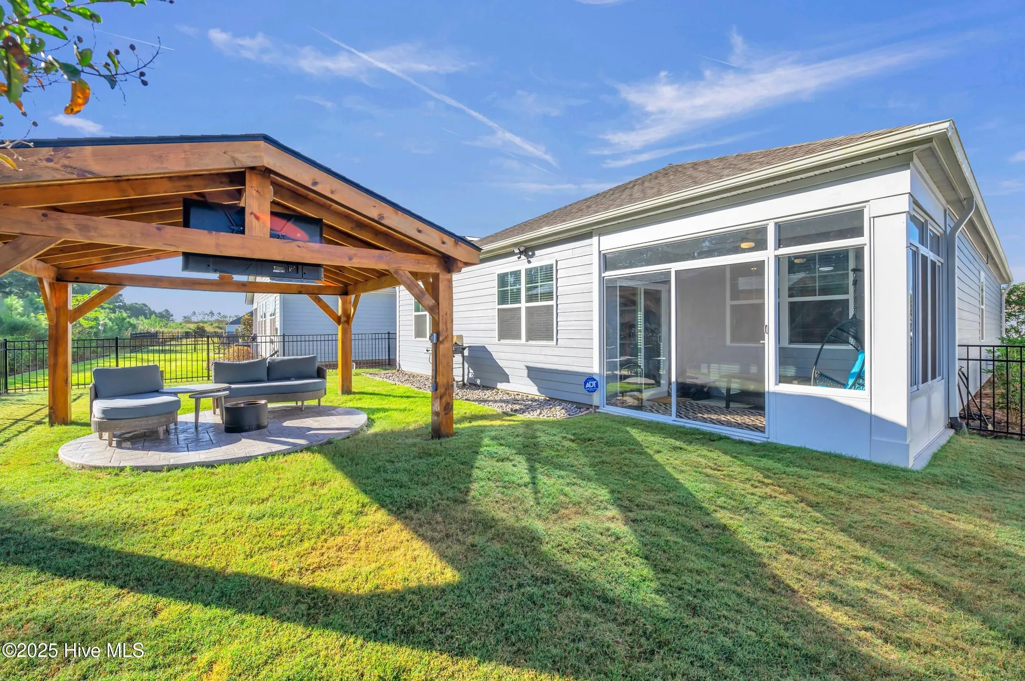 Property Slideshow image 23 of 43 | 1289 clendon cir, Leland, NC, 28451