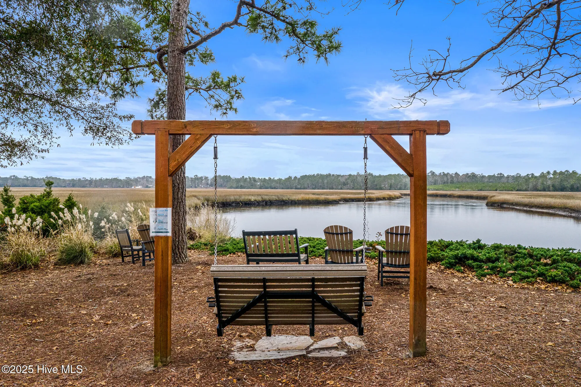 Property Slideshow image 18 of 23 | 1357 oak glen ct, Bolivia, NC, 28422