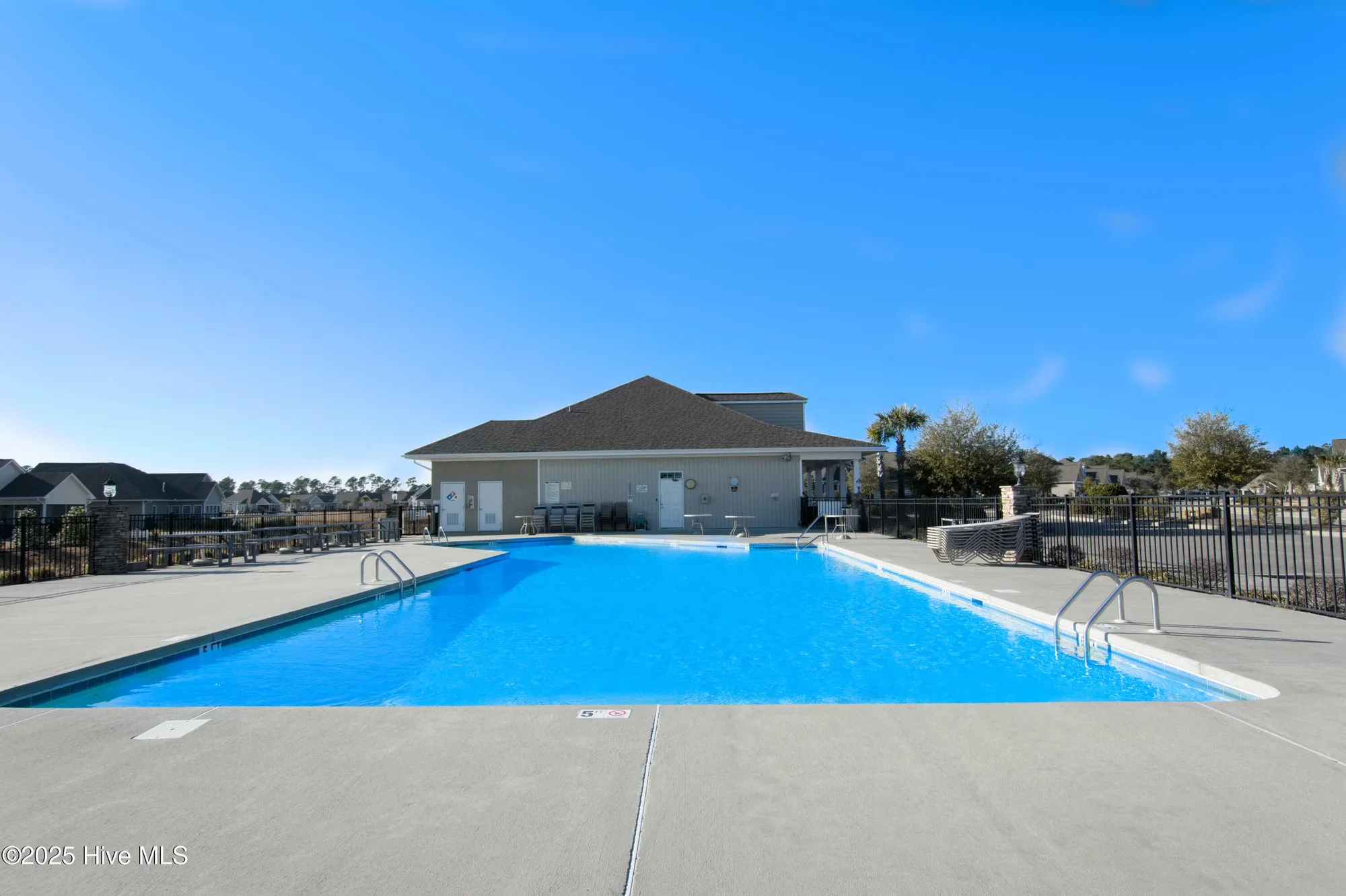 Property Slideshow image 33 of 40 | 7195 bonaventure st 404, Ocean Isle Beach, NC, 28469