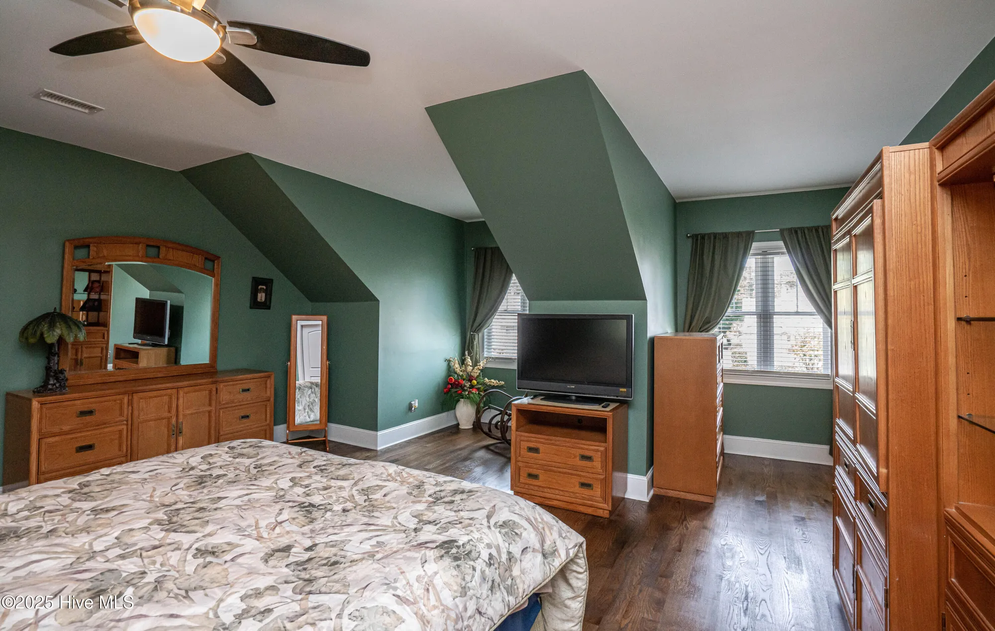 Property Slideshow image 51 of 104 | 562 westchester pl, Ocean Isle Beach, NC, 28469