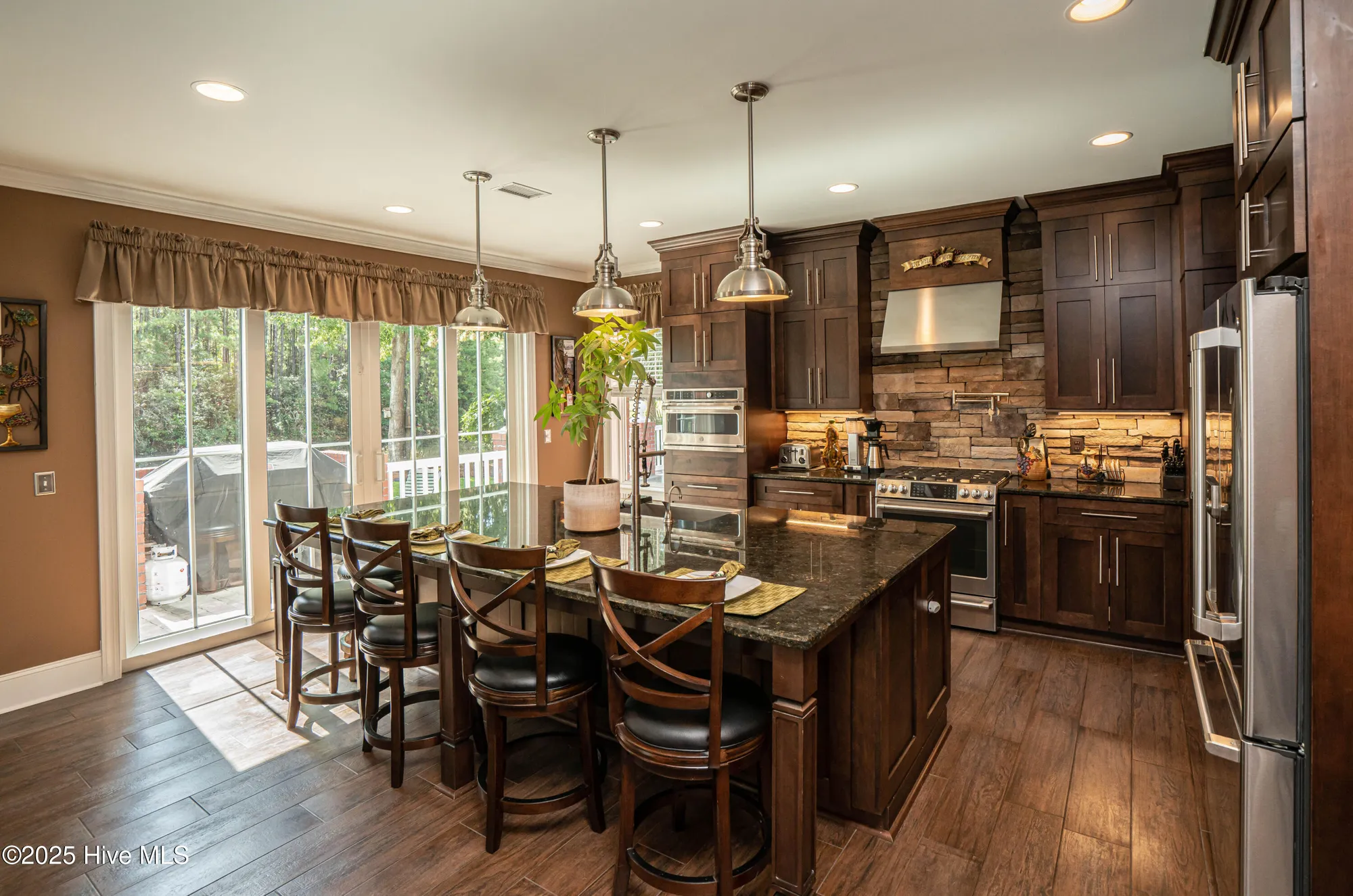 Property Slideshow image 20 of 104 | 562 westchester pl, Ocean Isle Beach, NC, 28469