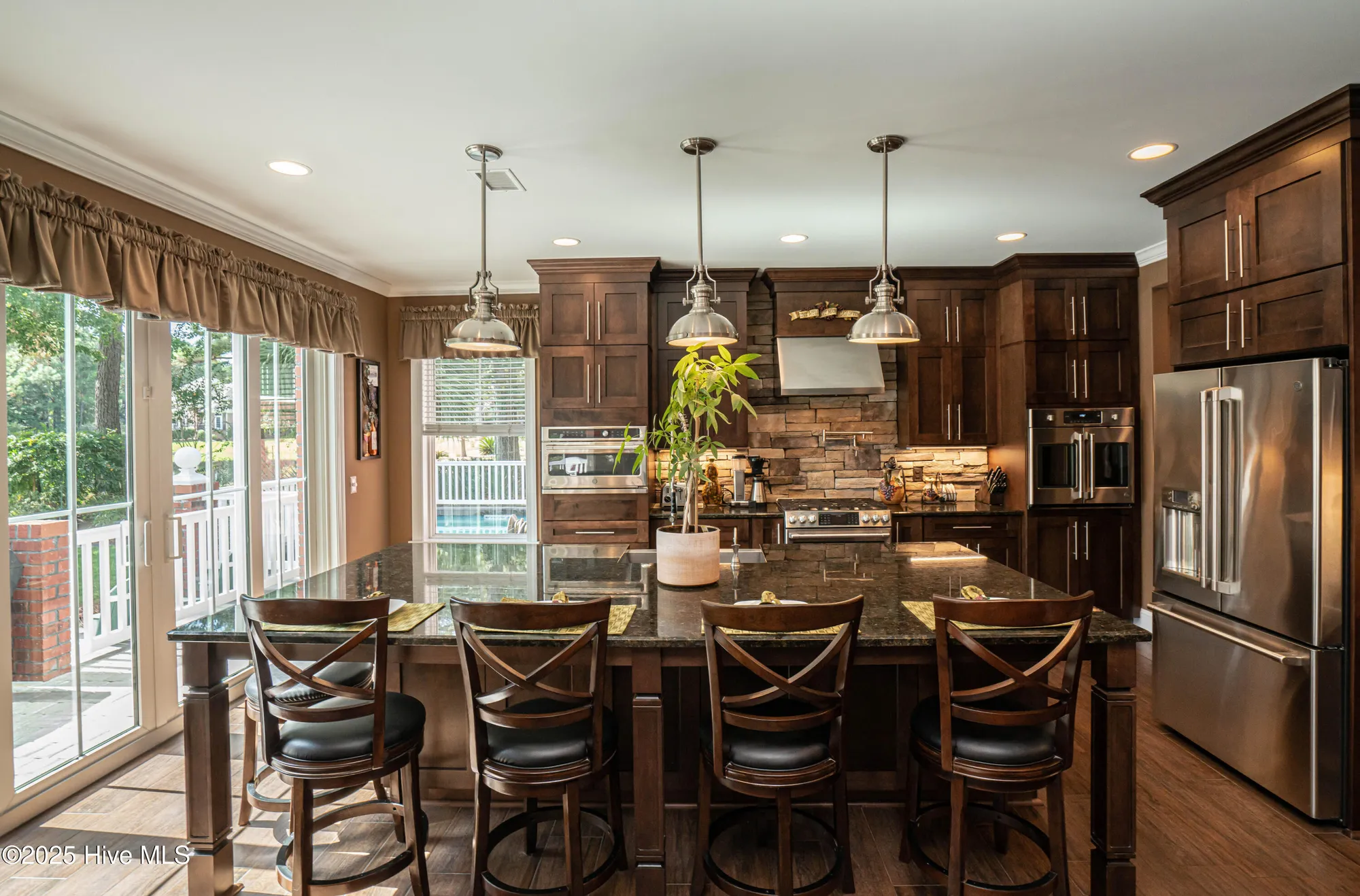 Property Slideshow image 21 of 104 | 562 westchester pl, Ocean Isle Beach, NC, 28469