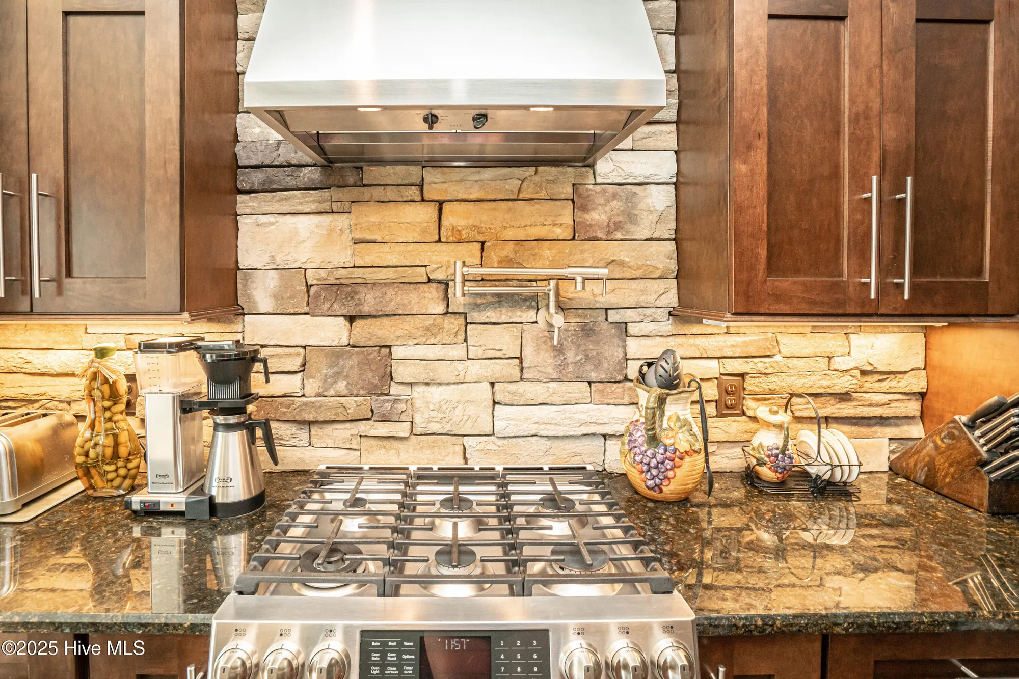 Property Slideshow image 24 of 104 | 562 westchester pl, Ocean Isle Beach, NC, 28469