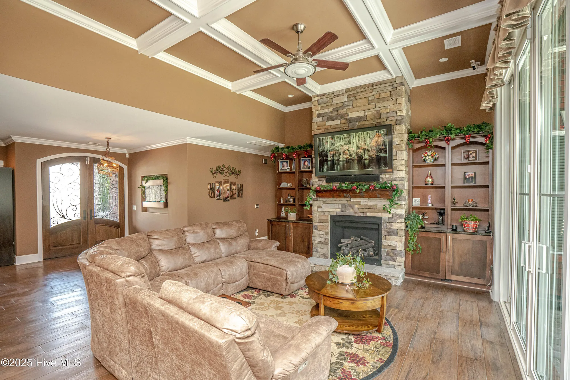 Property Slideshow image 14 of 104 | 562 westchester pl, Ocean Isle Beach, NC, 28469