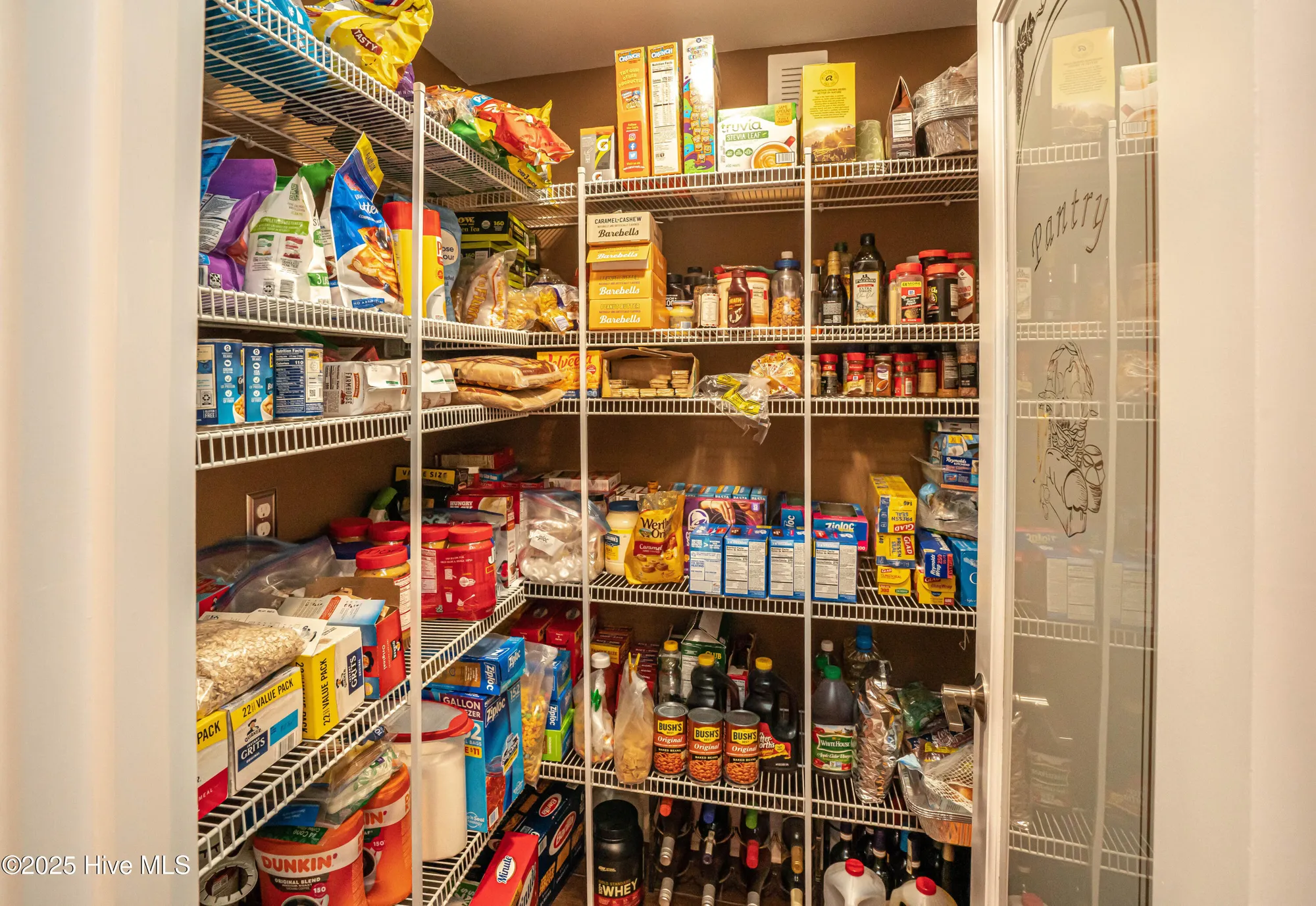 Property Slideshow image 27 of 104 | 562 westchester pl, Ocean Isle Beach, NC, 28469