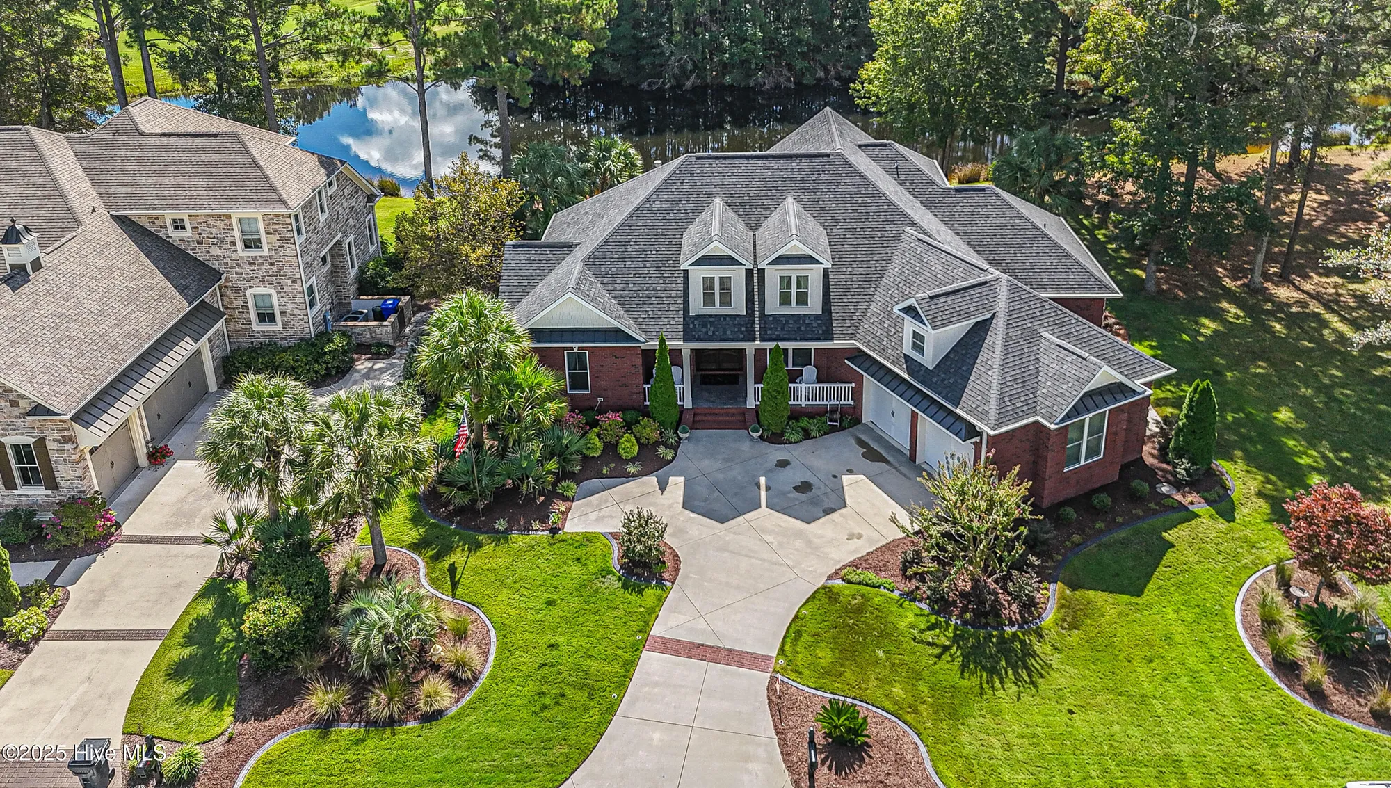 Property Slideshow image 3 of 104 | 562 westchester pl, Ocean Isle Beach, NC, 28469