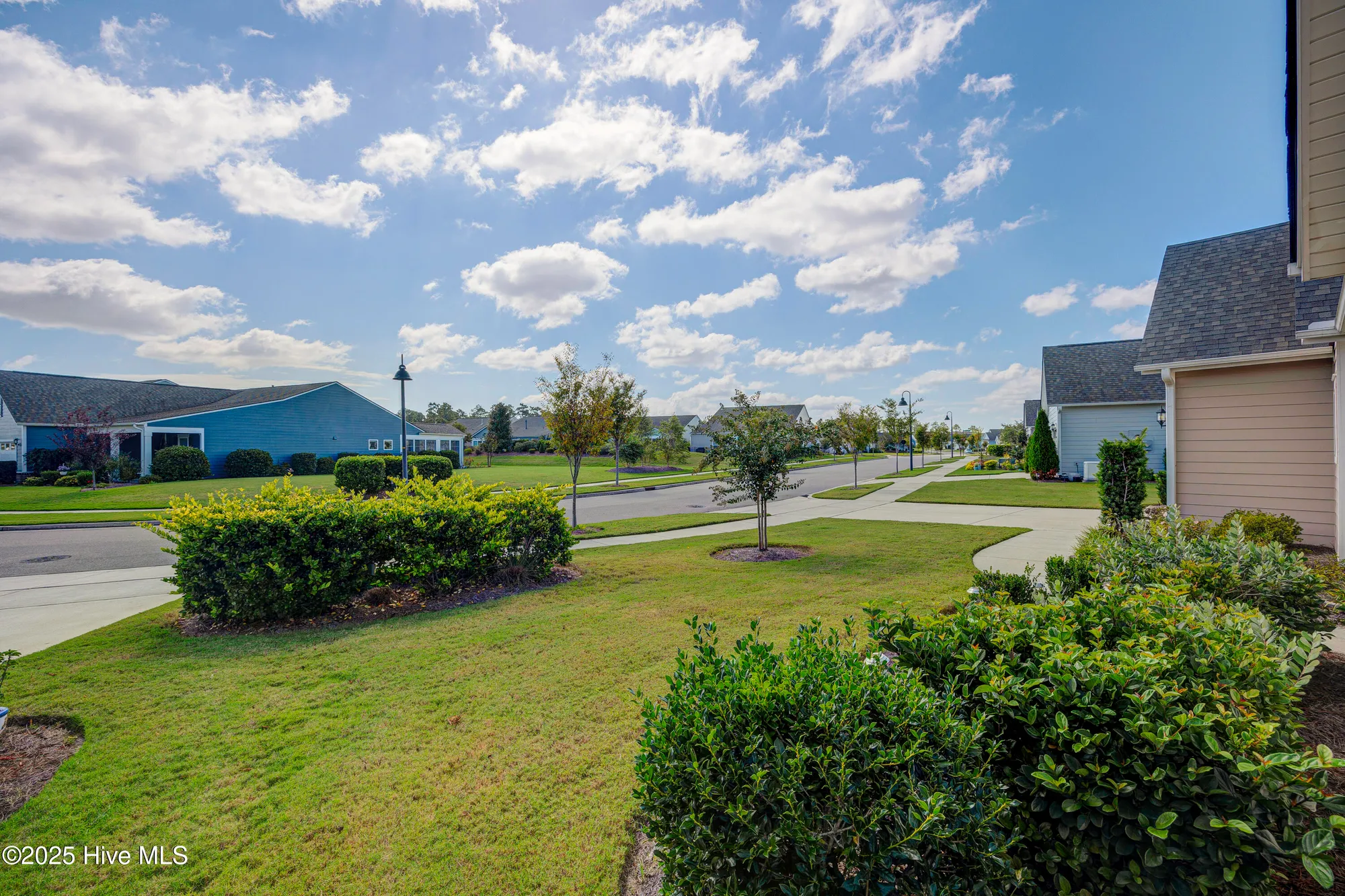 Property Slideshow image 9 of 69 | 821 broomsedge ter, Wilmington, NC, 28412