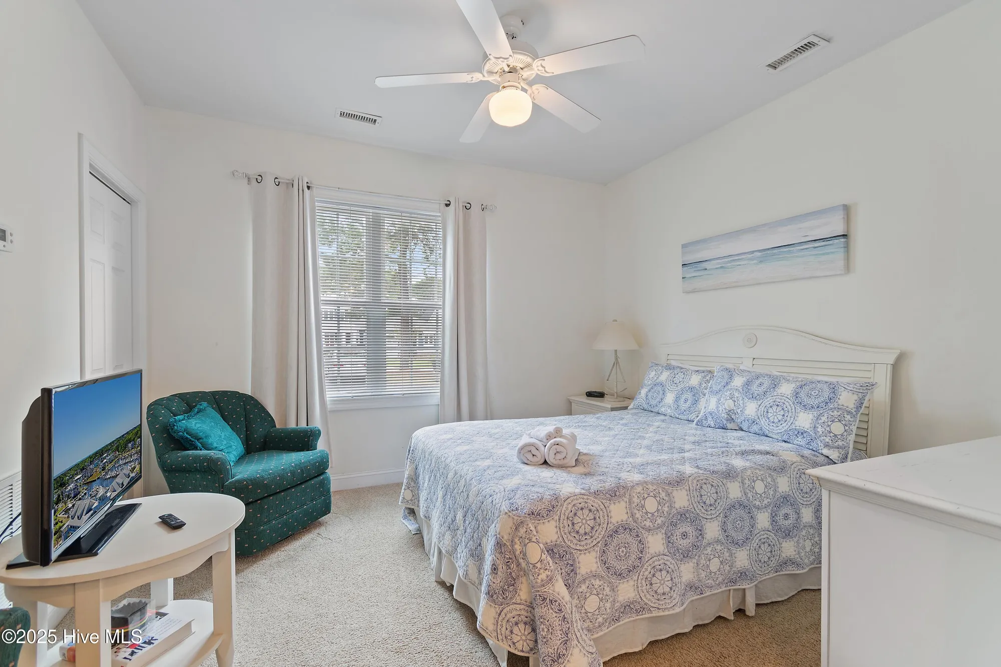 Property Slideshow image 30 of 59 | 2555 st james dr unit 401, Southport, NC, 28461