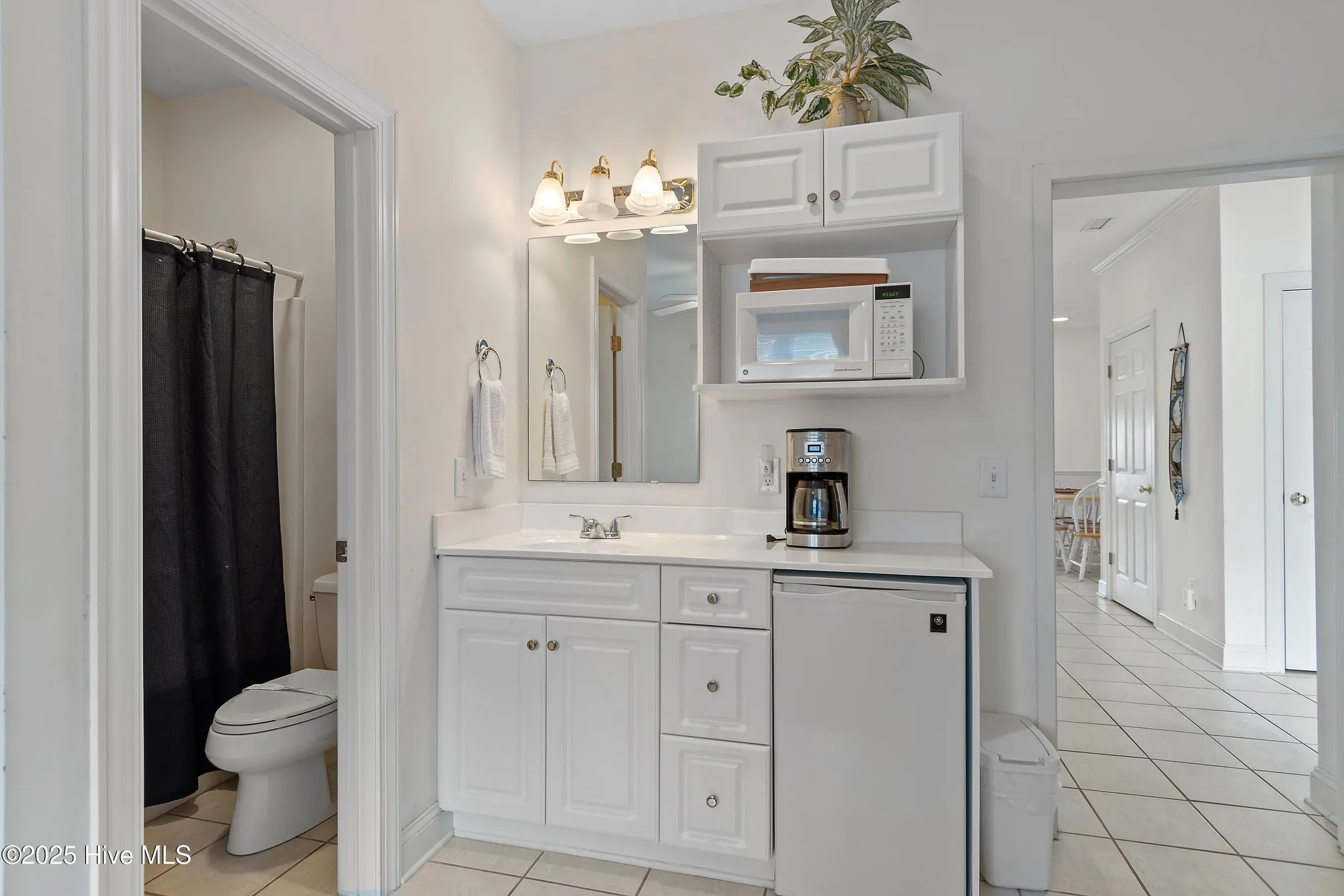 Property Slideshow image 32 of 59 | 2555 st james dr unit 401, Southport, NC, 28461