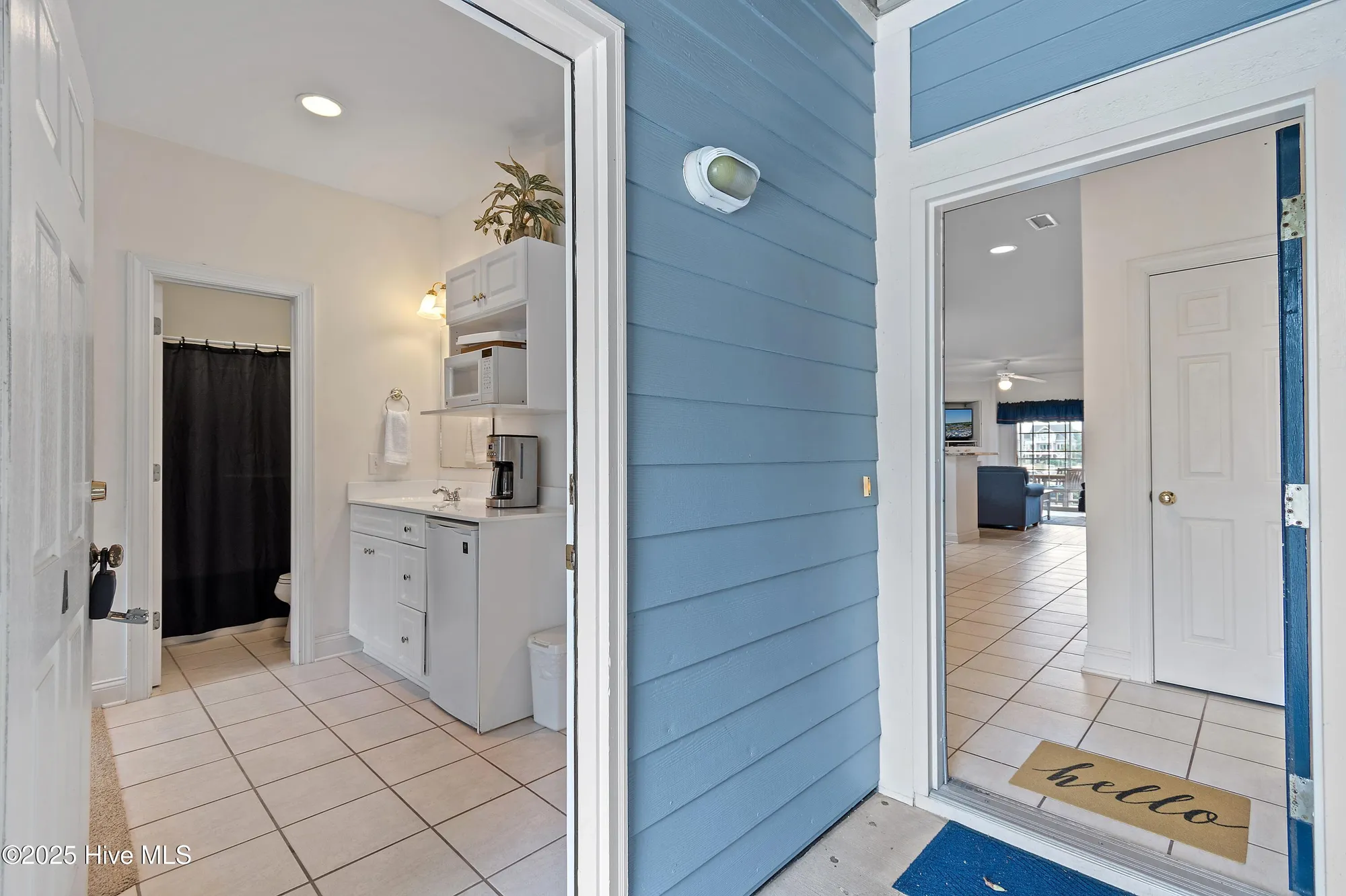 Property Slideshow image 4 of 59 | 2555 st james dr unit 401, Southport, NC, 28461