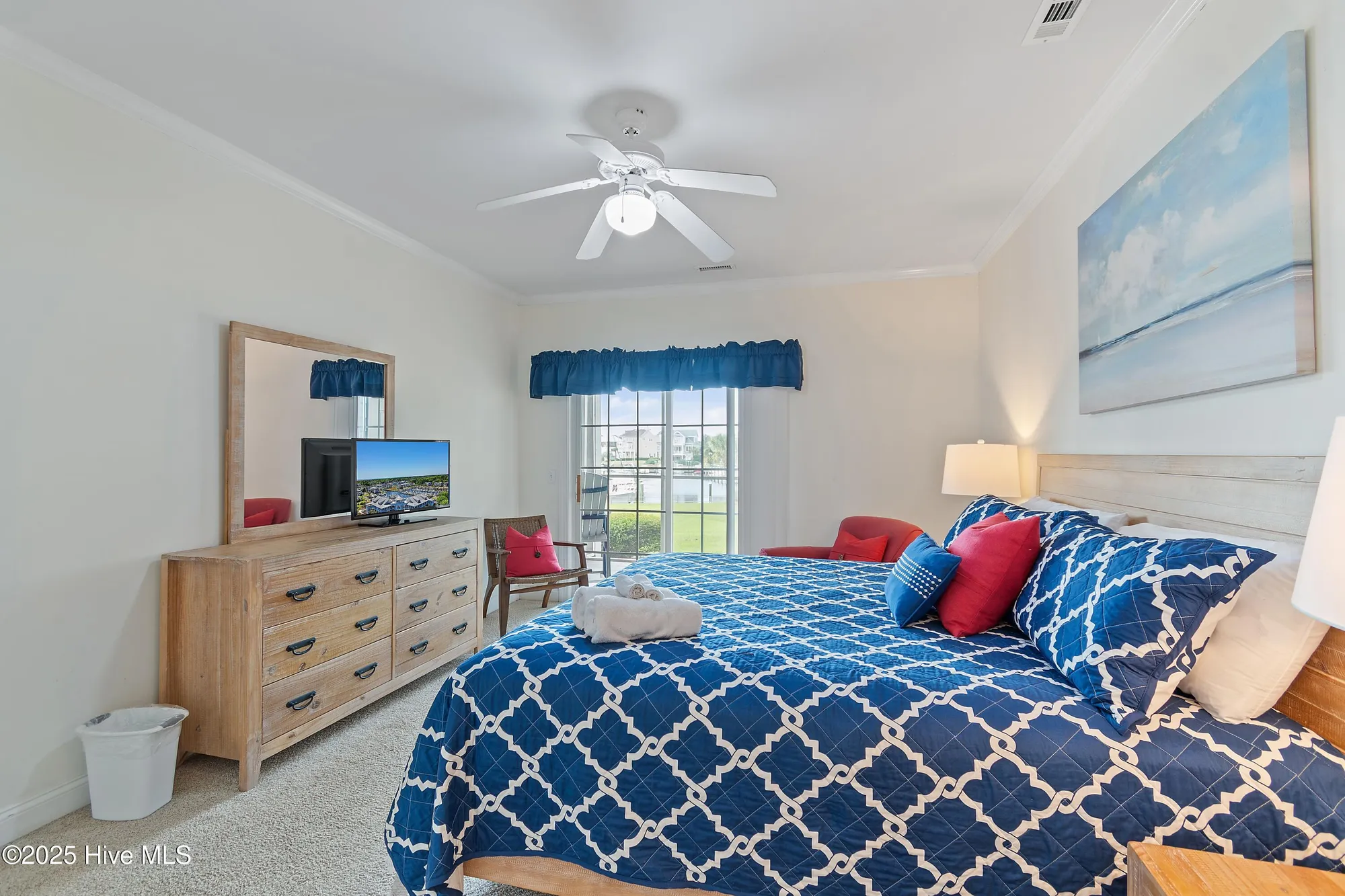 Property Slideshow image 21 of 59 | 2555 st james dr unit 401, Southport, NC, 28461