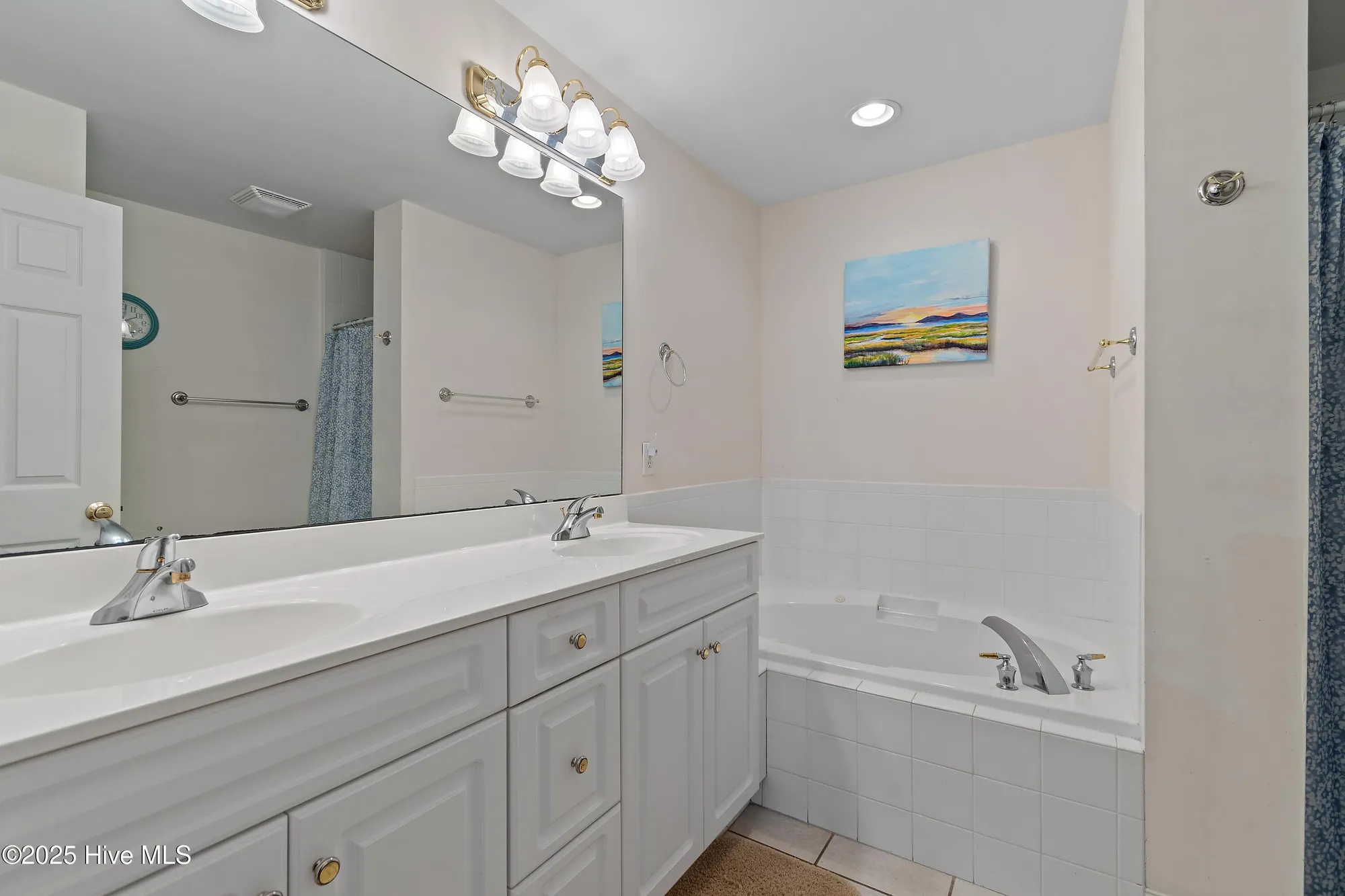 Property Slideshow image 23 of 59 | 2555 st james dr unit 401, Southport, NC, 28461