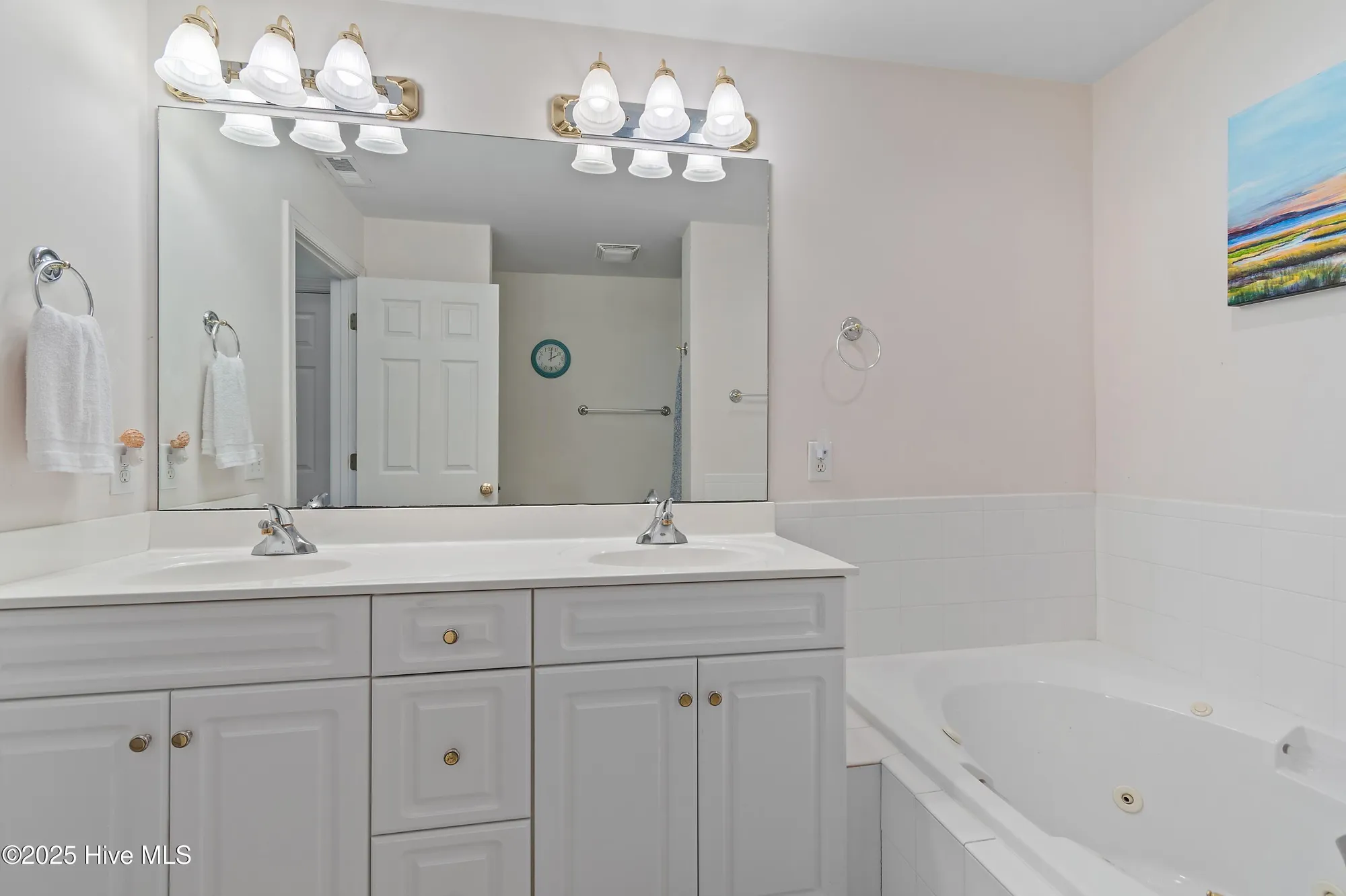 Property Slideshow image 25 of 59 | 2555 st james dr unit 401, Southport, NC, 28461