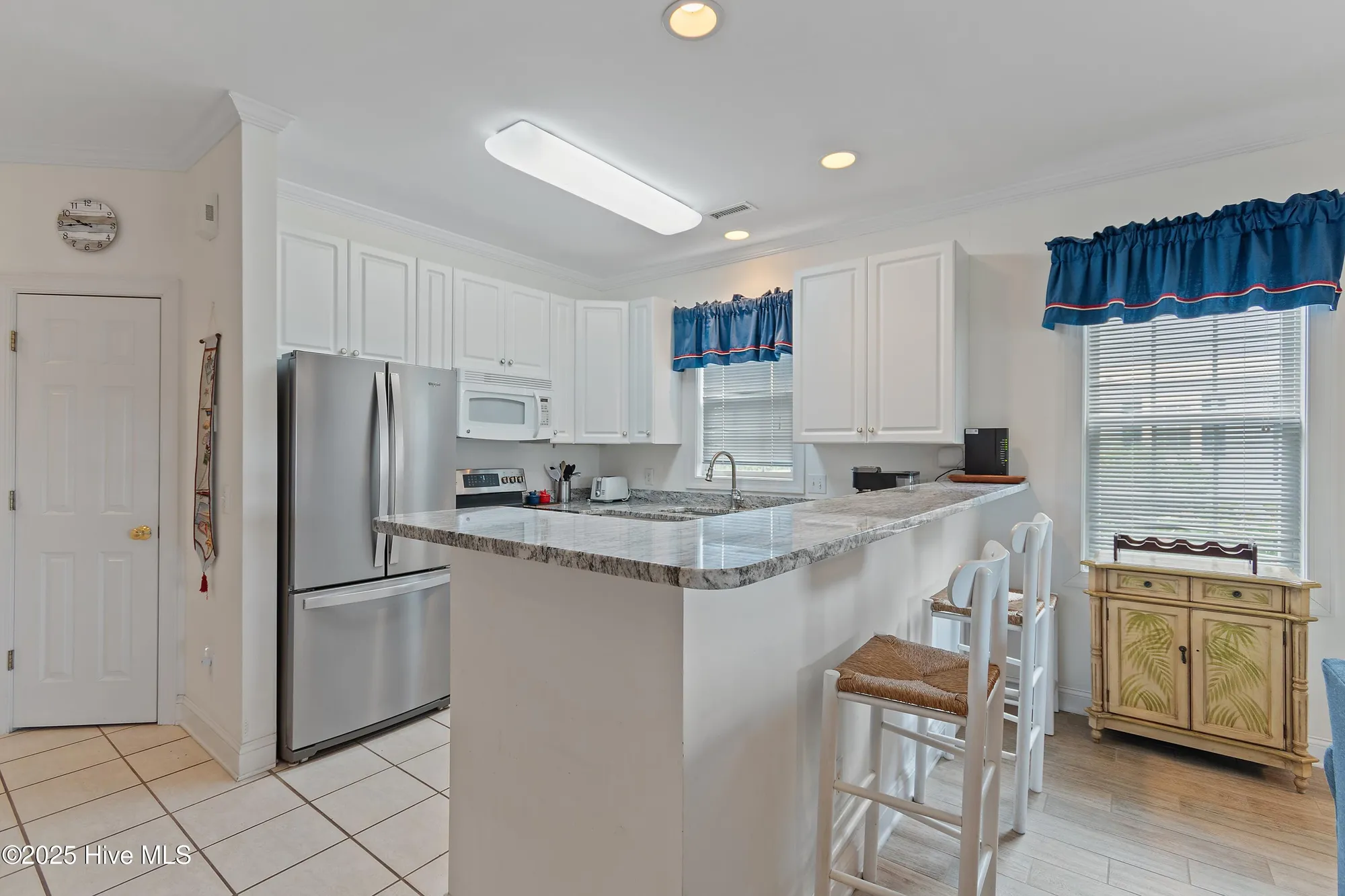Property Slideshow image 16 of 59 | 2555 st james dr unit 401, Southport, NC, 28461