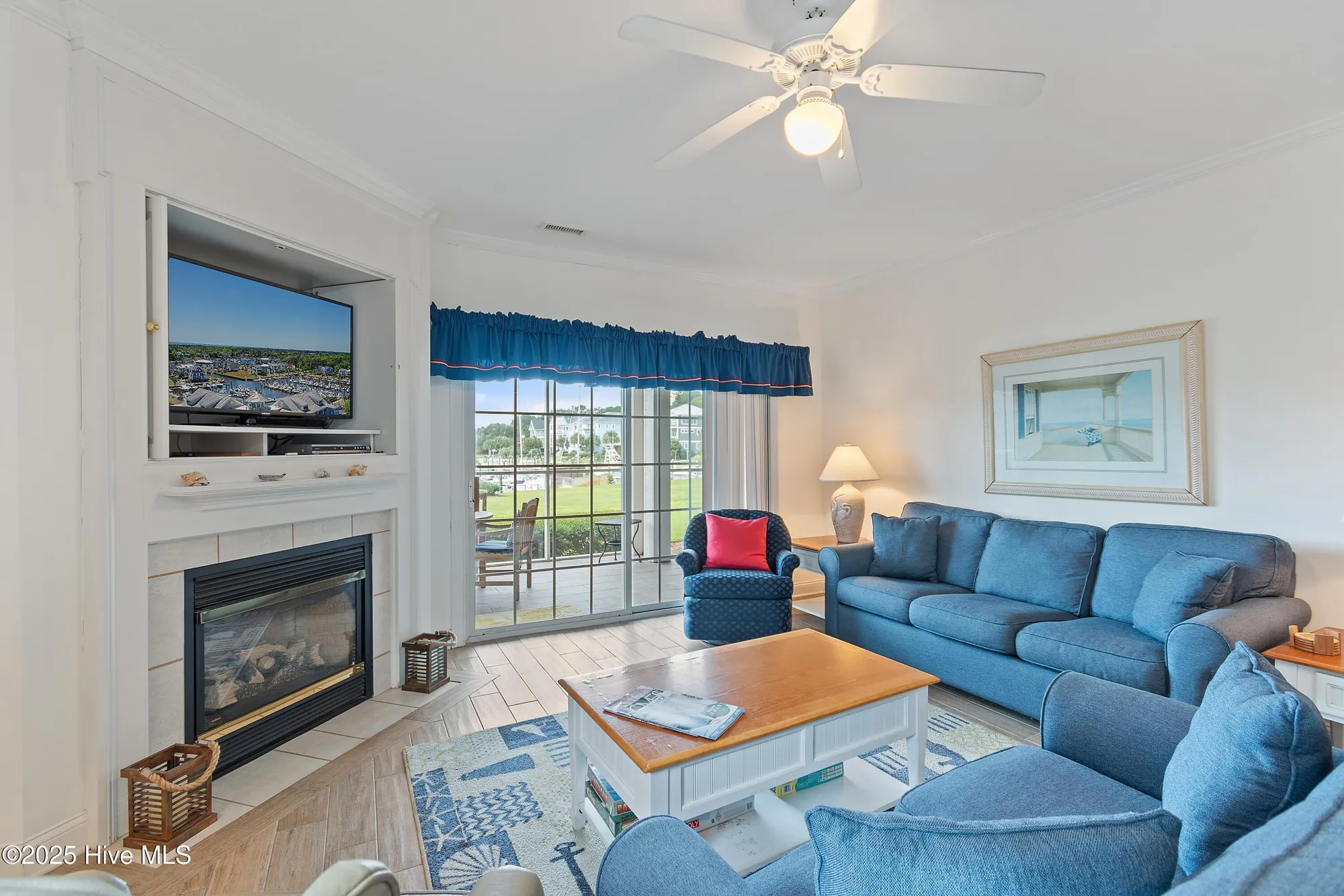 Property Slideshow image 9 of 59 | 2555 st james dr unit 401, Southport, NC, 28461