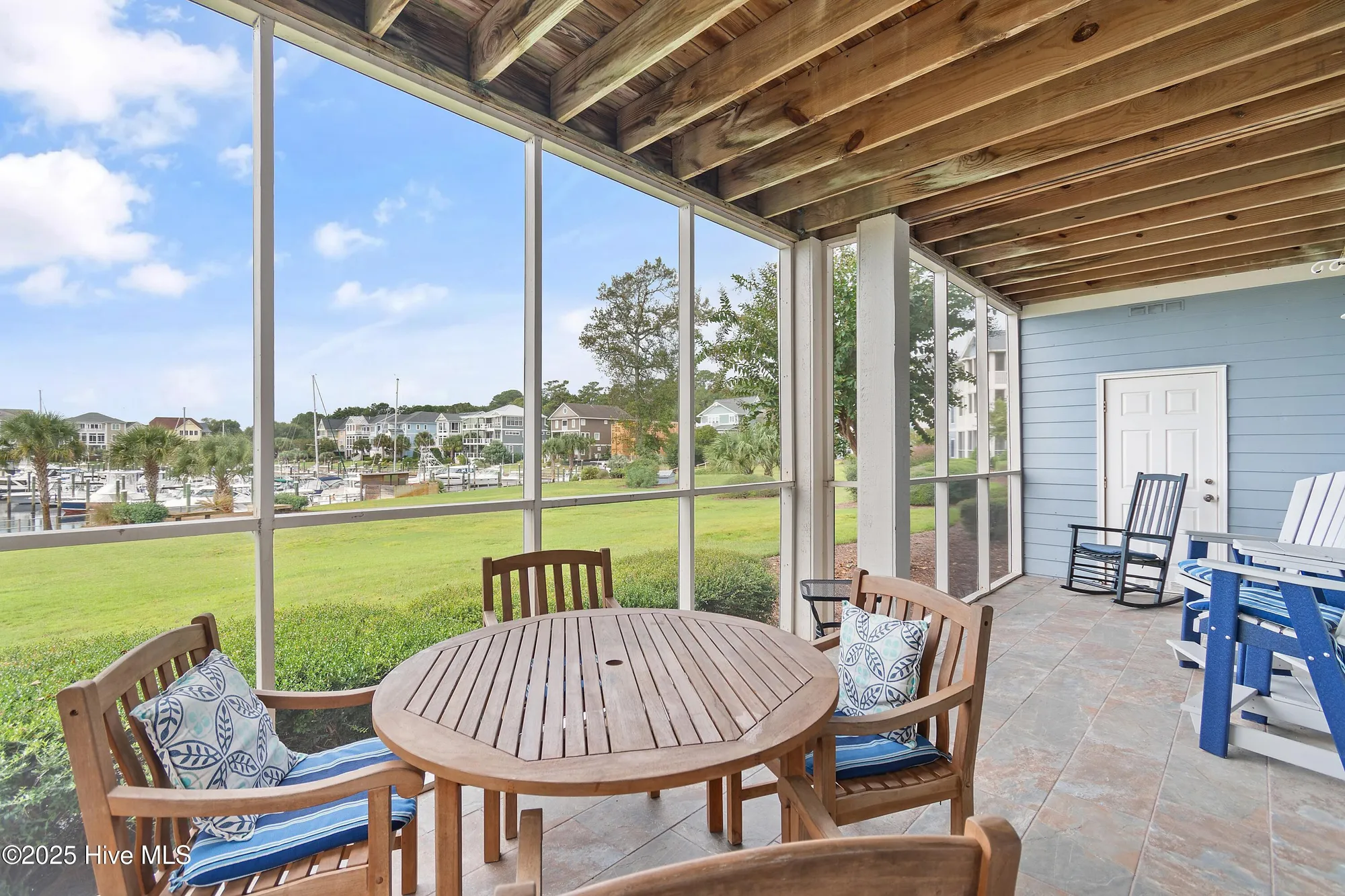 Property Slideshow image 8 of 59 | 2555 st james dr unit 401, Southport, NC, 28461