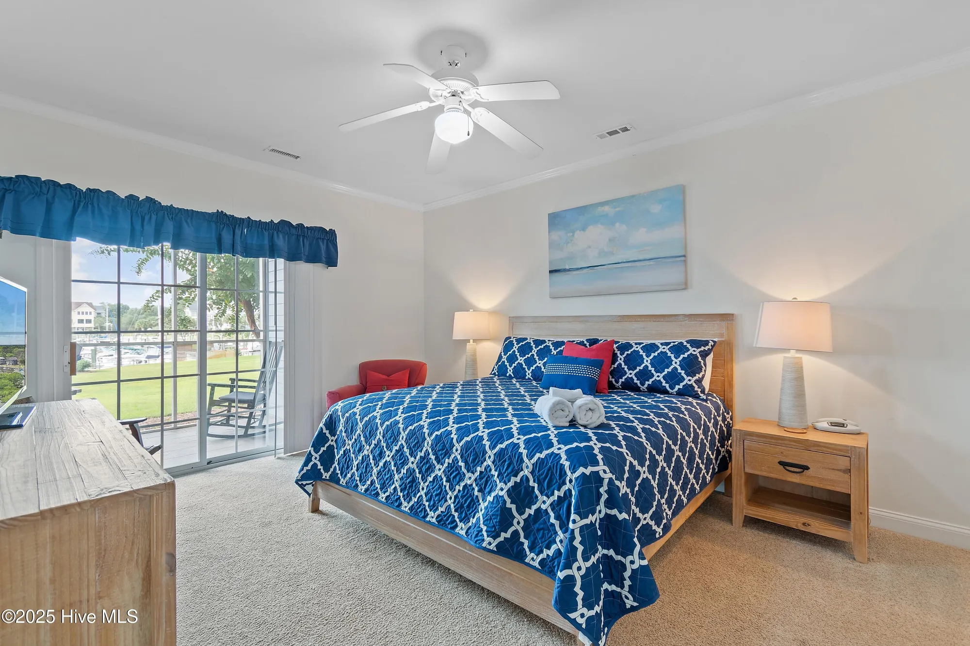 Property Slideshow image 20 of 59 | 2555 st james dr unit 401, Southport, NC, 28461