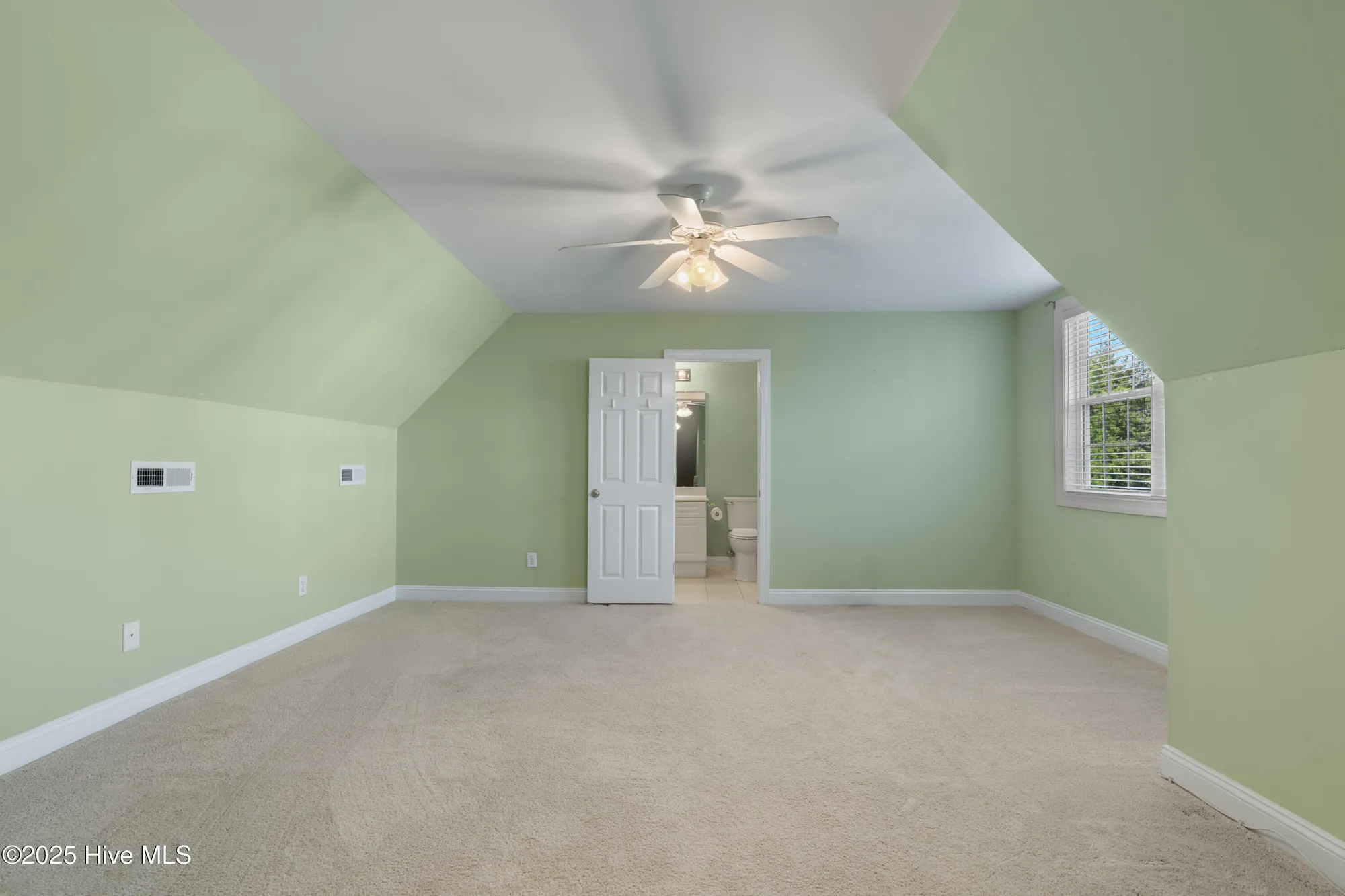 Property Slideshow image 25 of 64 | 3551 members club blvd, Southport, NC, 28461