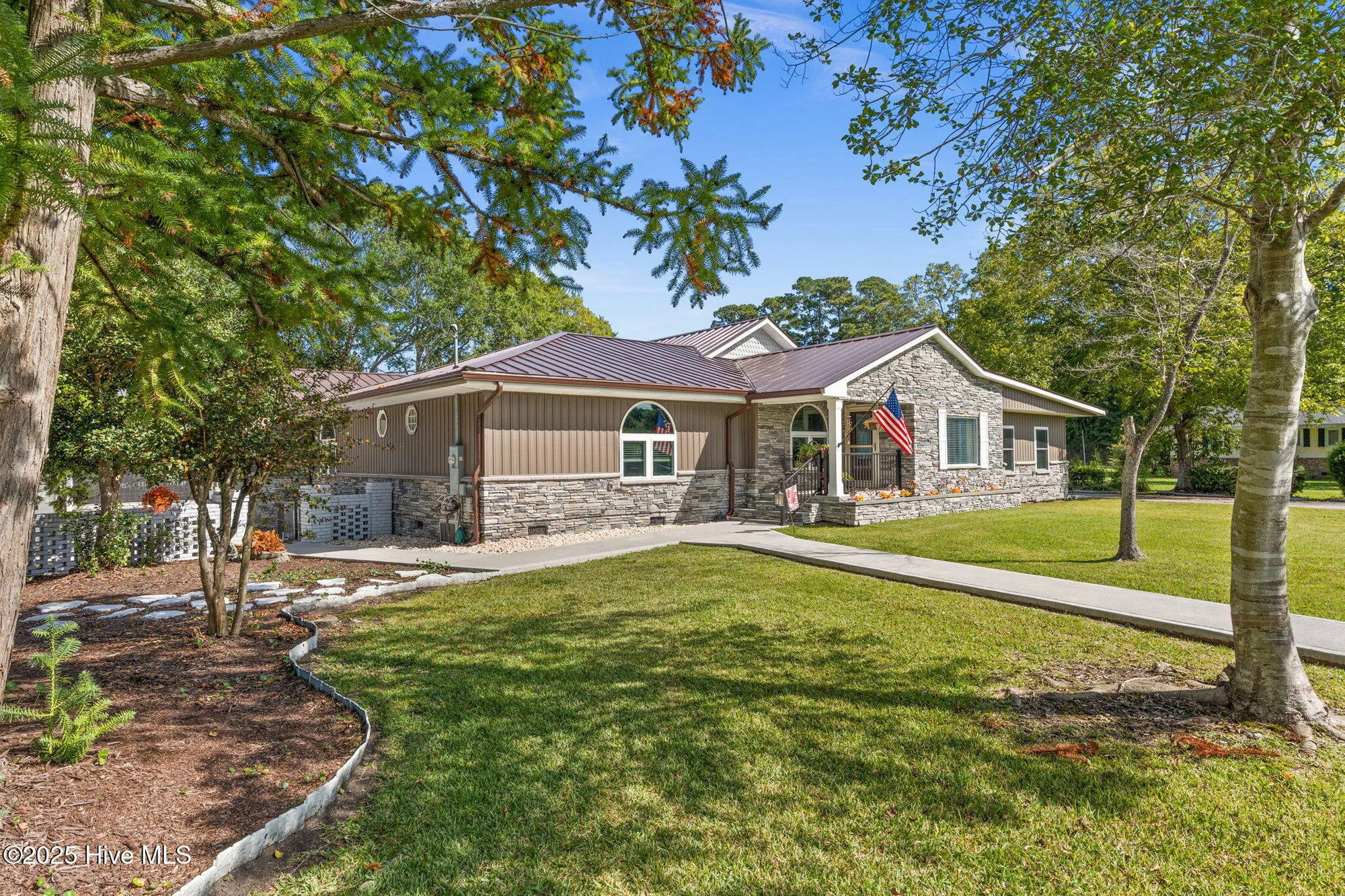Property Slideshow image 4 of 59 | 280 hickman rd, Calabash, NC, 28467