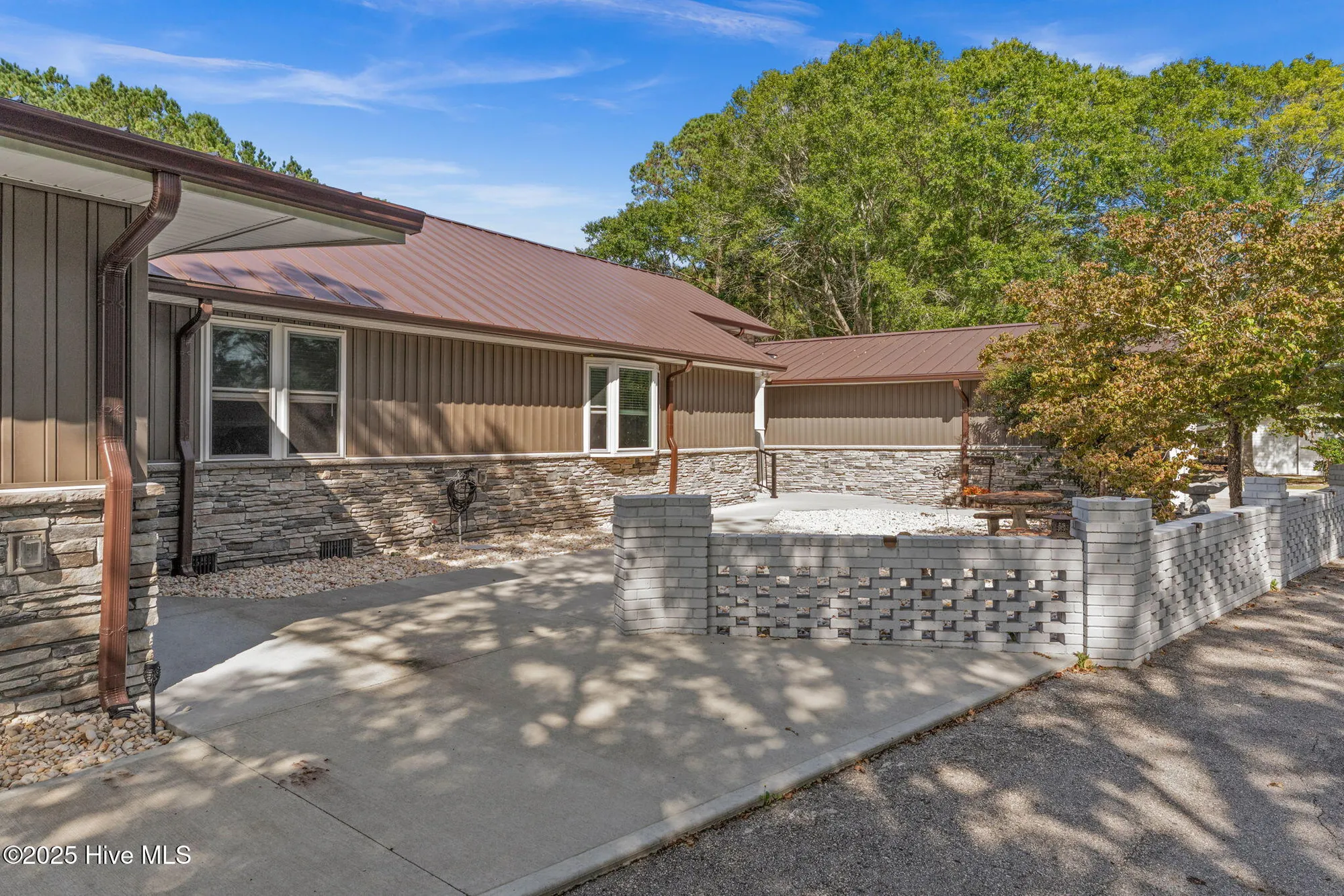 Property Slideshow image 5 of 59 | 280 hickman rd, Calabash, NC, 28467