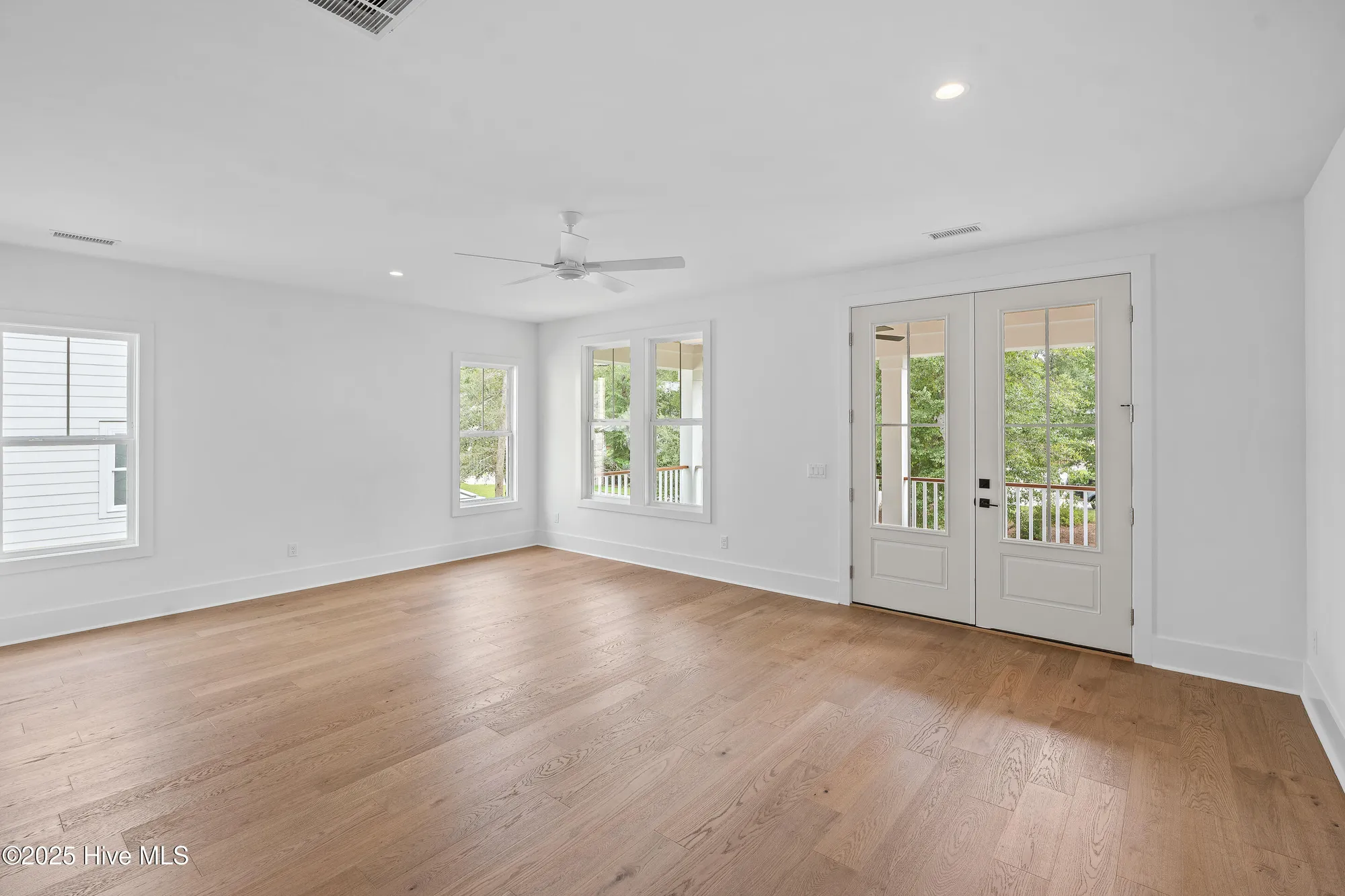 Property Slideshow image 37 of 53 | 305 jenoa dr, Castle Hayne, NC, 28429