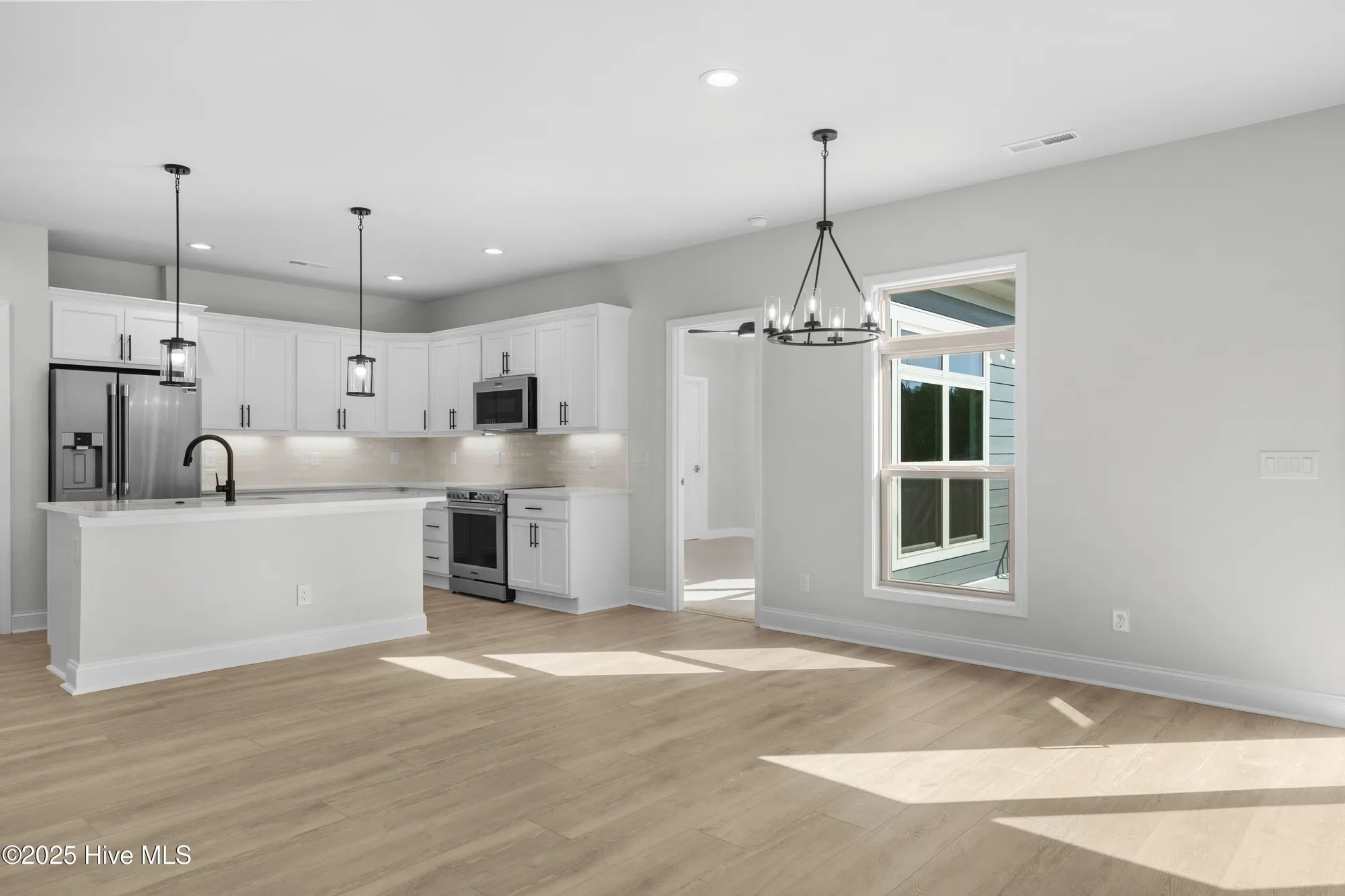 Property Slideshow image 14 of 45 | 1056 northbridge ct, Ocean Isle Beach, NC, 28469