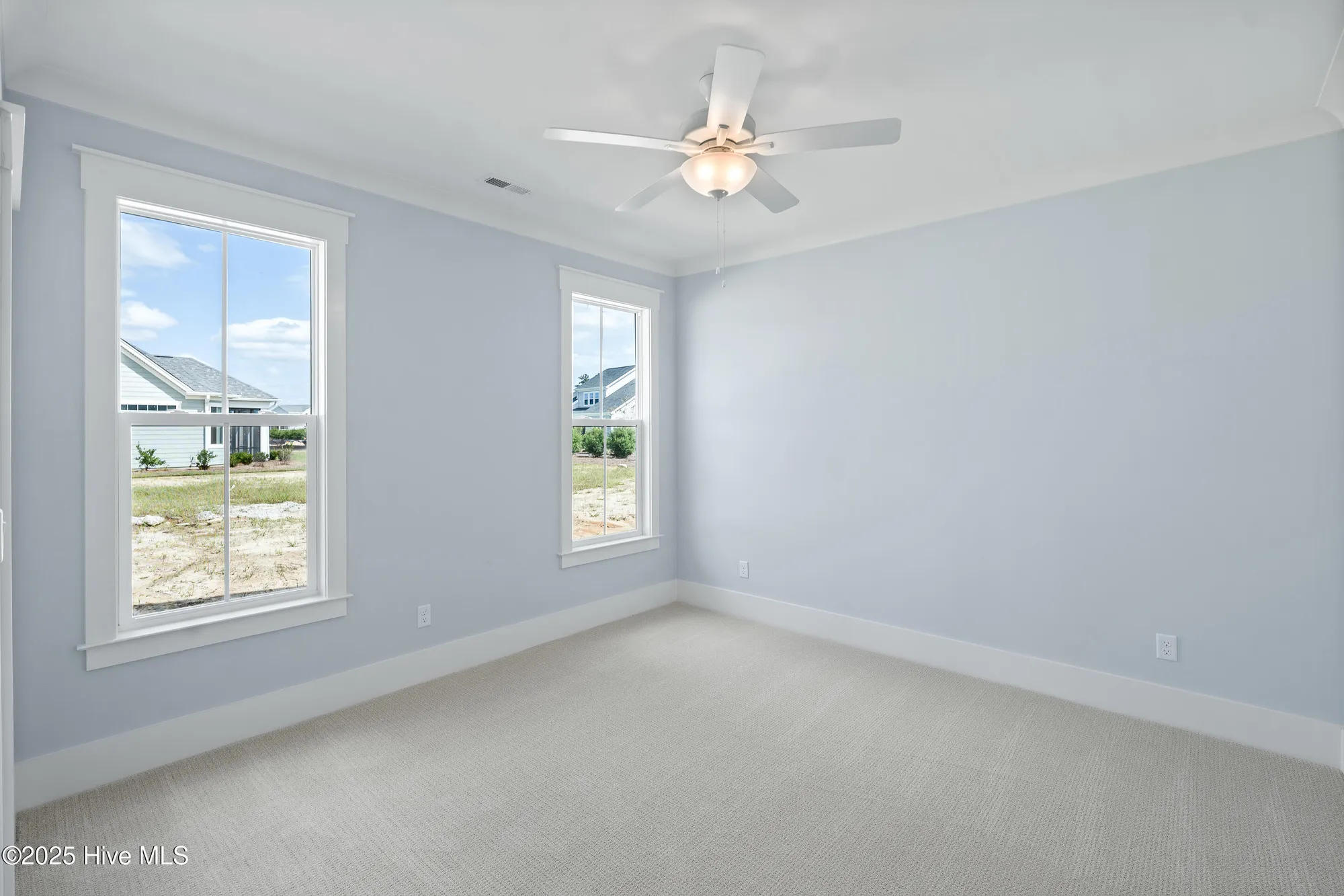 Property Slideshow image 32 of 56 | 2313 firethorne ln, Leland, NC, 28451