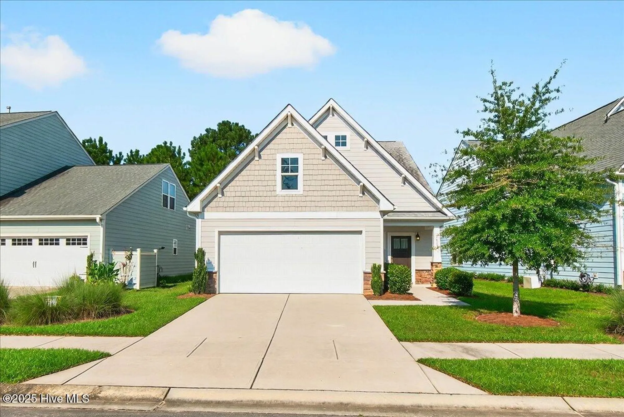 Property Slideshow image 20 of 55 | 7075 muskerry way, Leland, NC, 28451