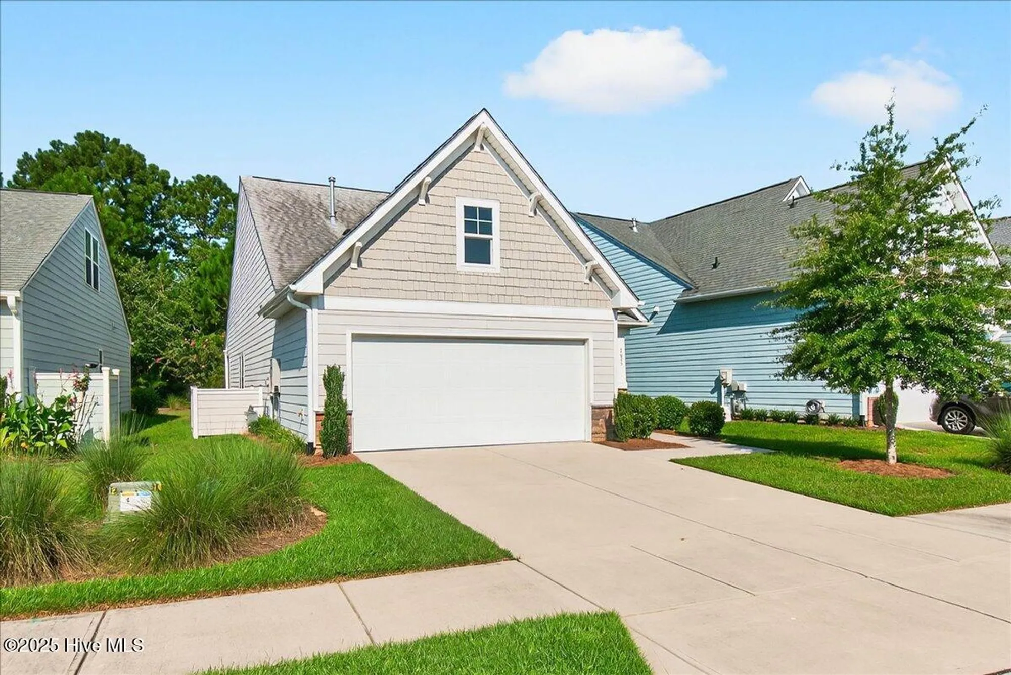 Property Slideshow image 9 of 55 | 7075 muskerry way, Leland, NC, 28451